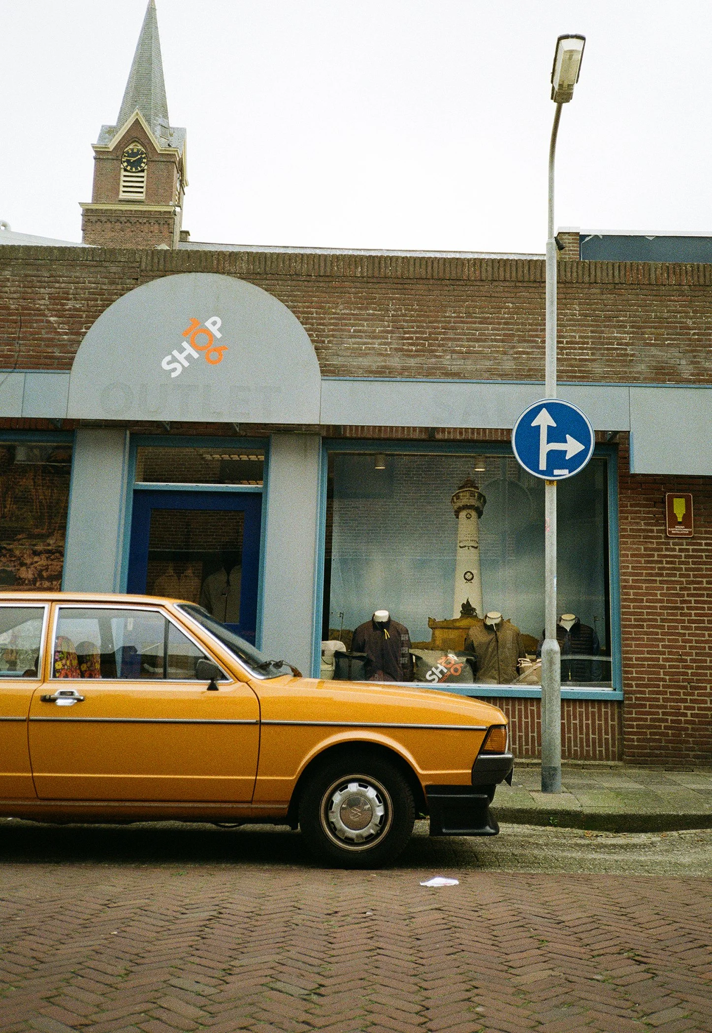 cars-02.jpg