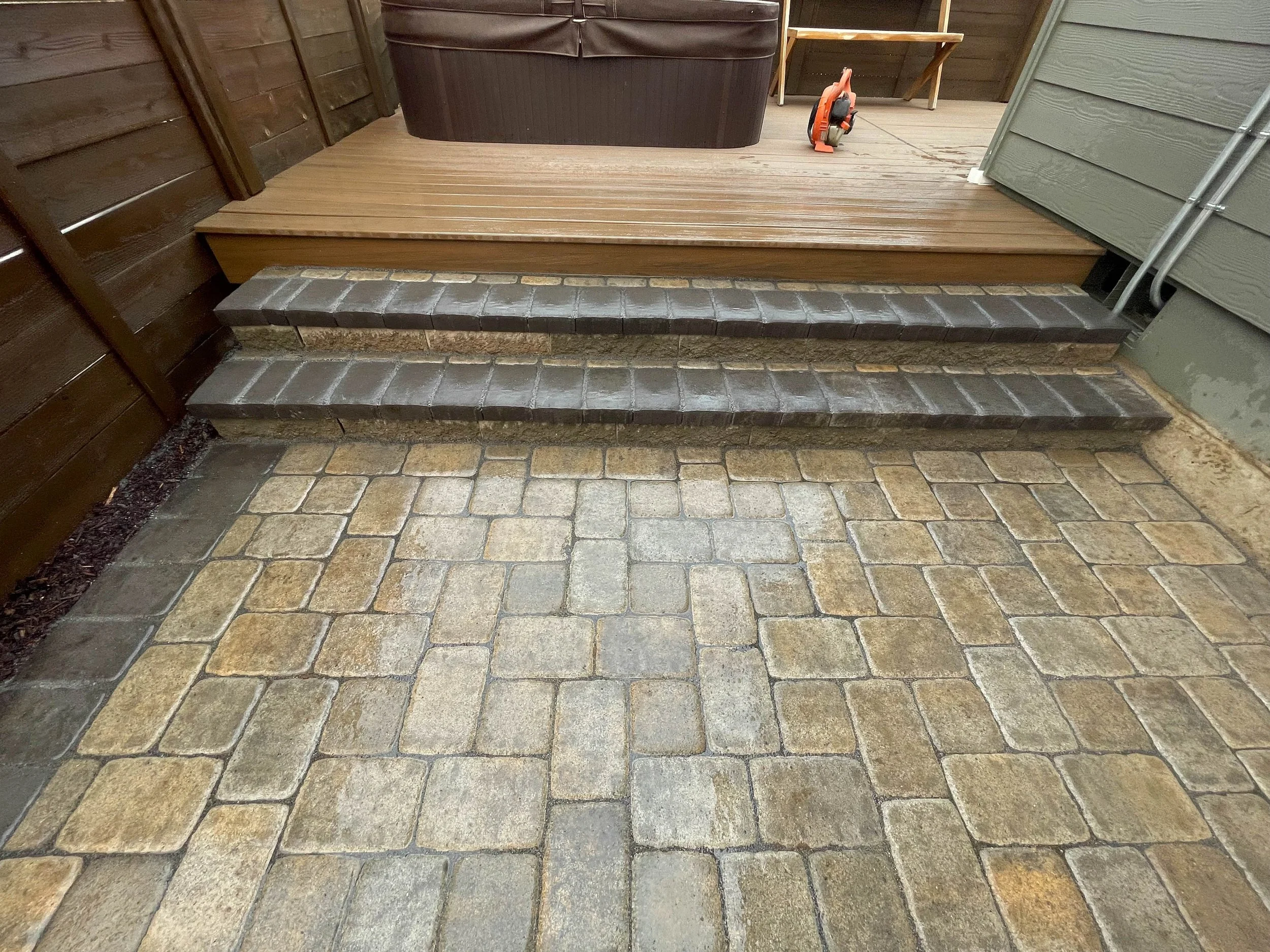 Paver steps with matching patio surface, Bend Oregon