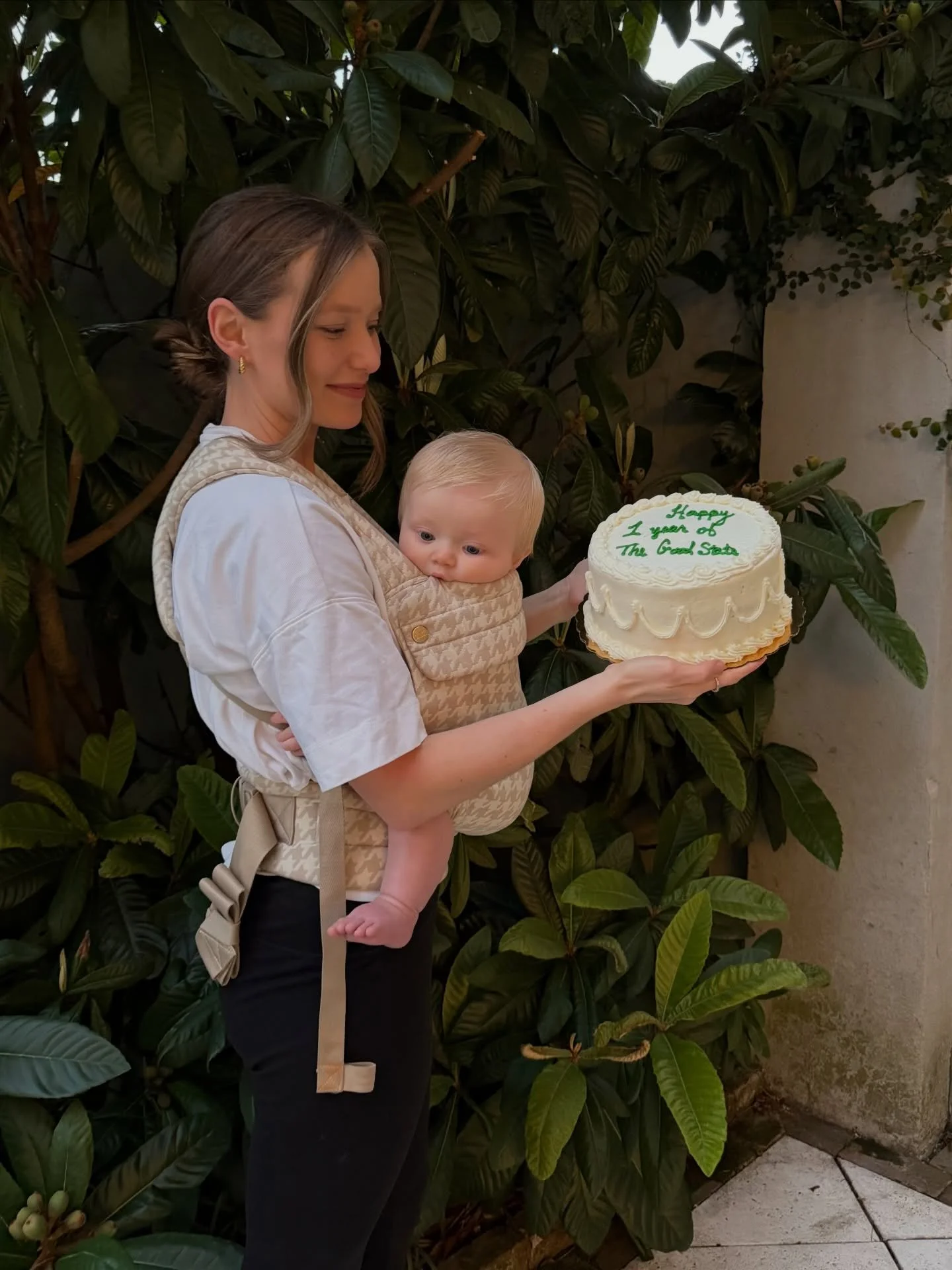 The Good State turns ONE today!!!! Swipe to see Auggie&rsquo;s head in a cake😅🤪

The past 365 days have held SO MUCH goodness. It has been a year of building. Building a family. Building a home (that we&rsquo;re sooooo close to moving into). Buildi