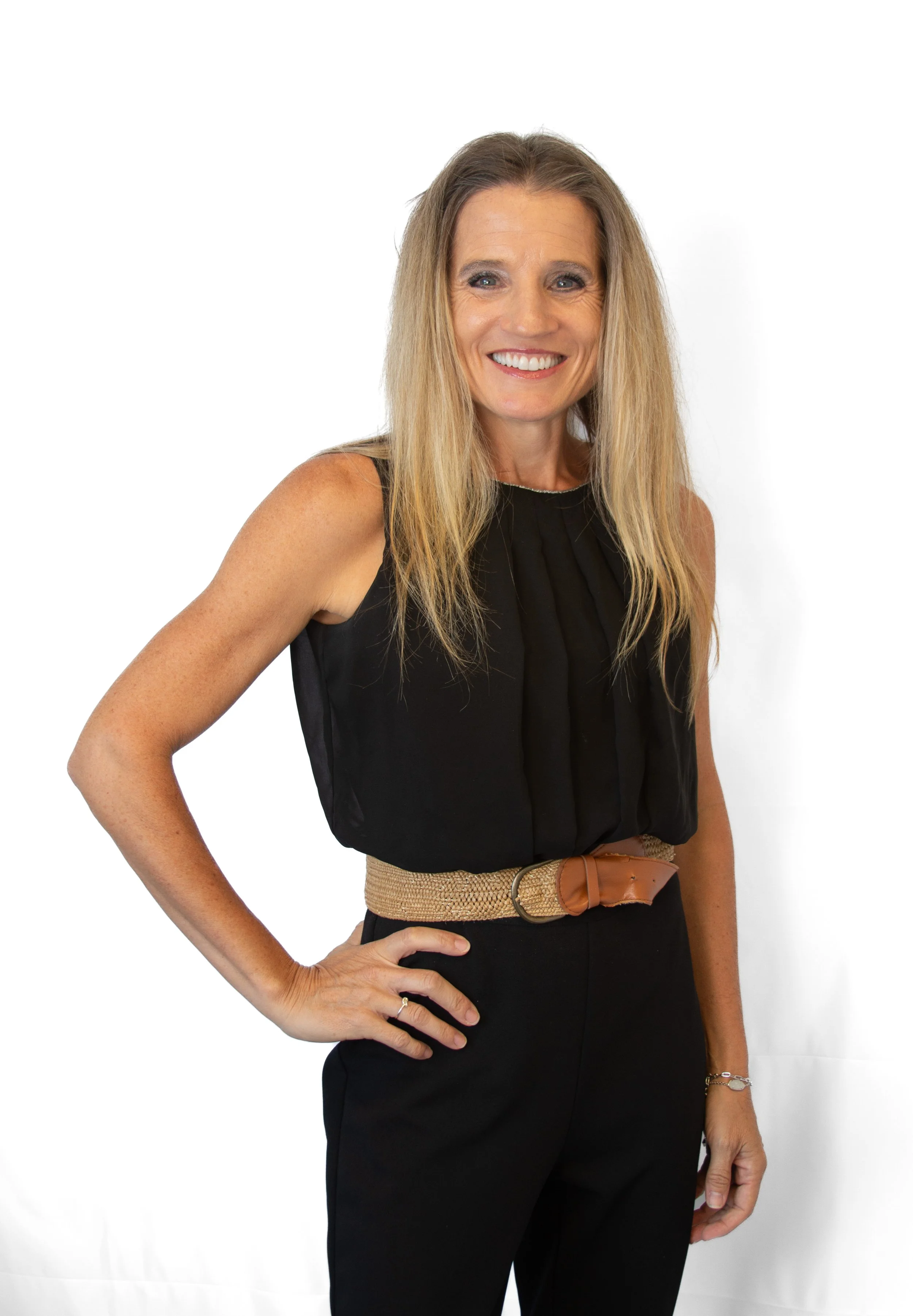 Dr. Stephanie Norris, licensed psychologist and founder of Healing Pathways Collective in Centennial, Colorado.
