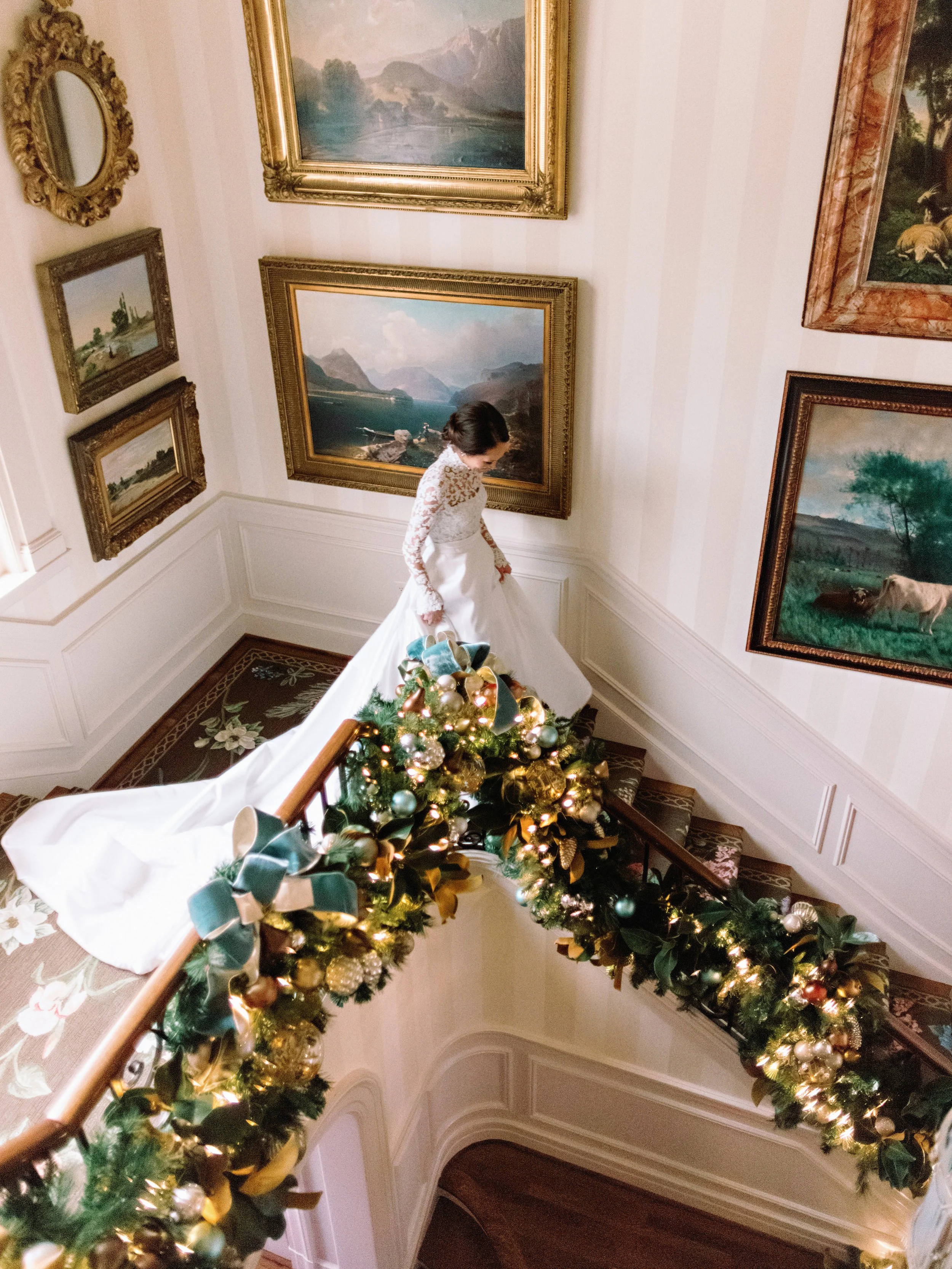 luxury-private-estate-wedding-bride-descending-staircase.jpg
