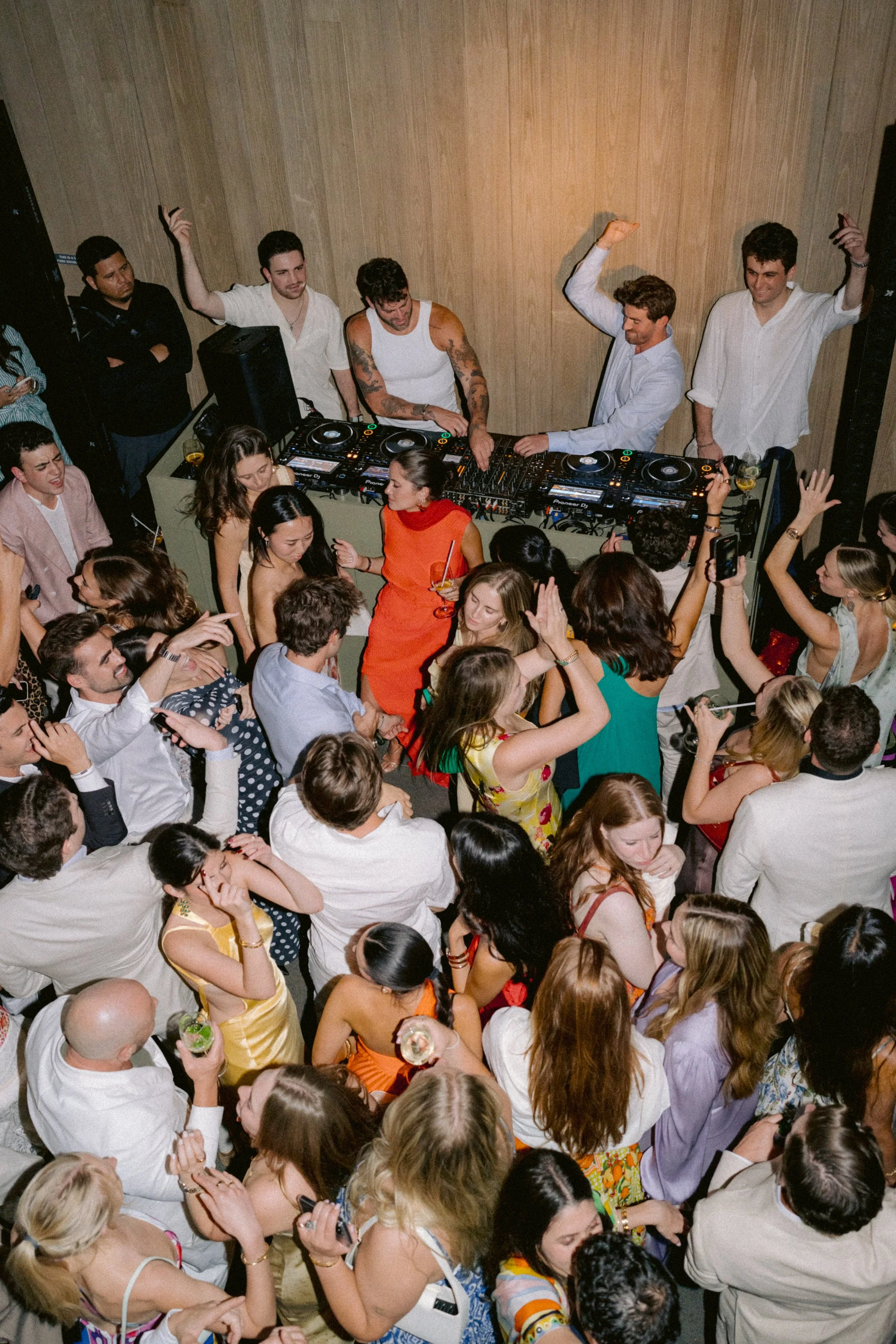flowers-winery-wedding-chainsmokers-afterparty-crowd.jpg