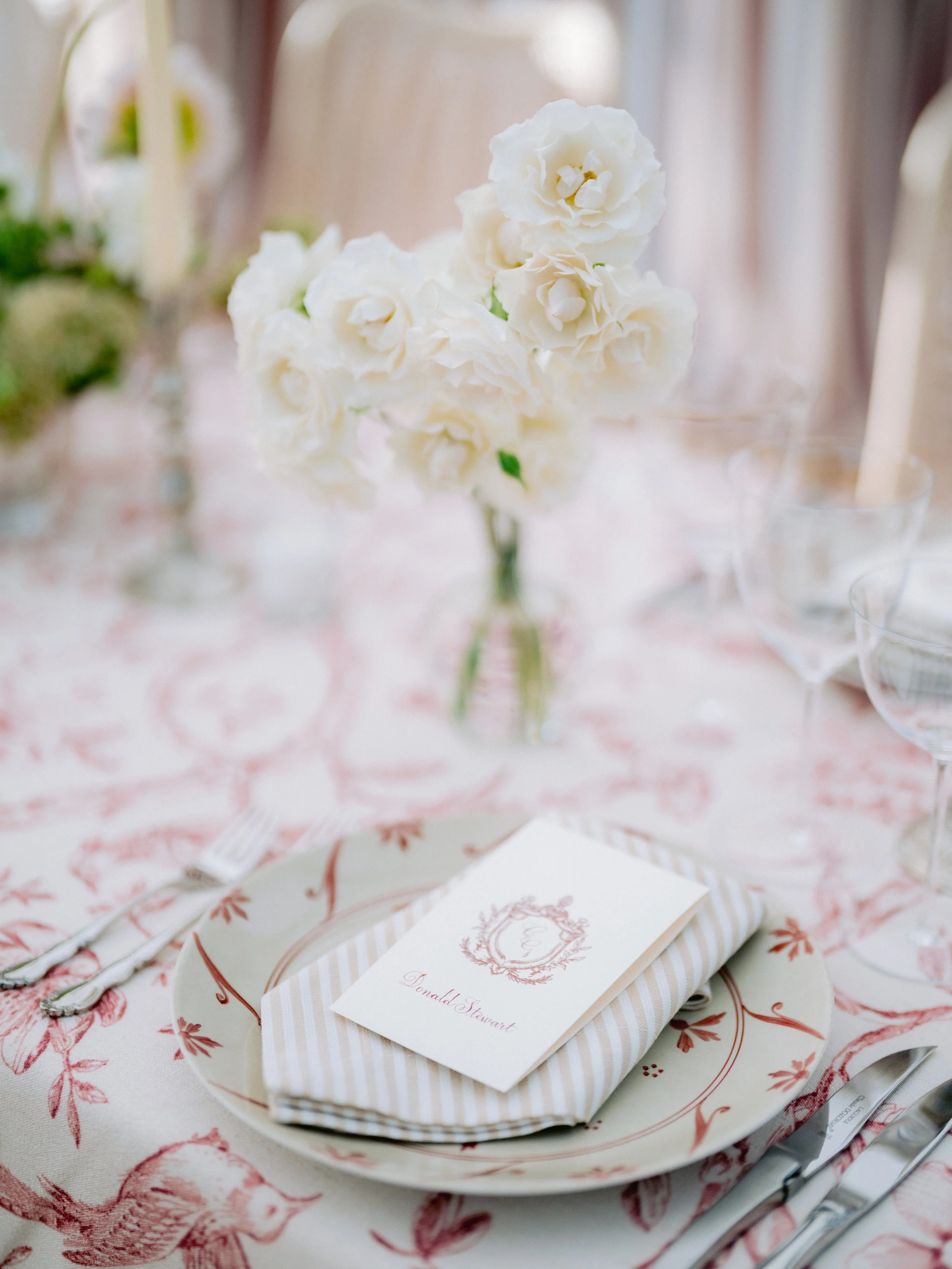 laurie-arons-special-events-montana-ranch-wedding-white-garden-roses-monogrammed-menu-card-toile-place-setting.jpg