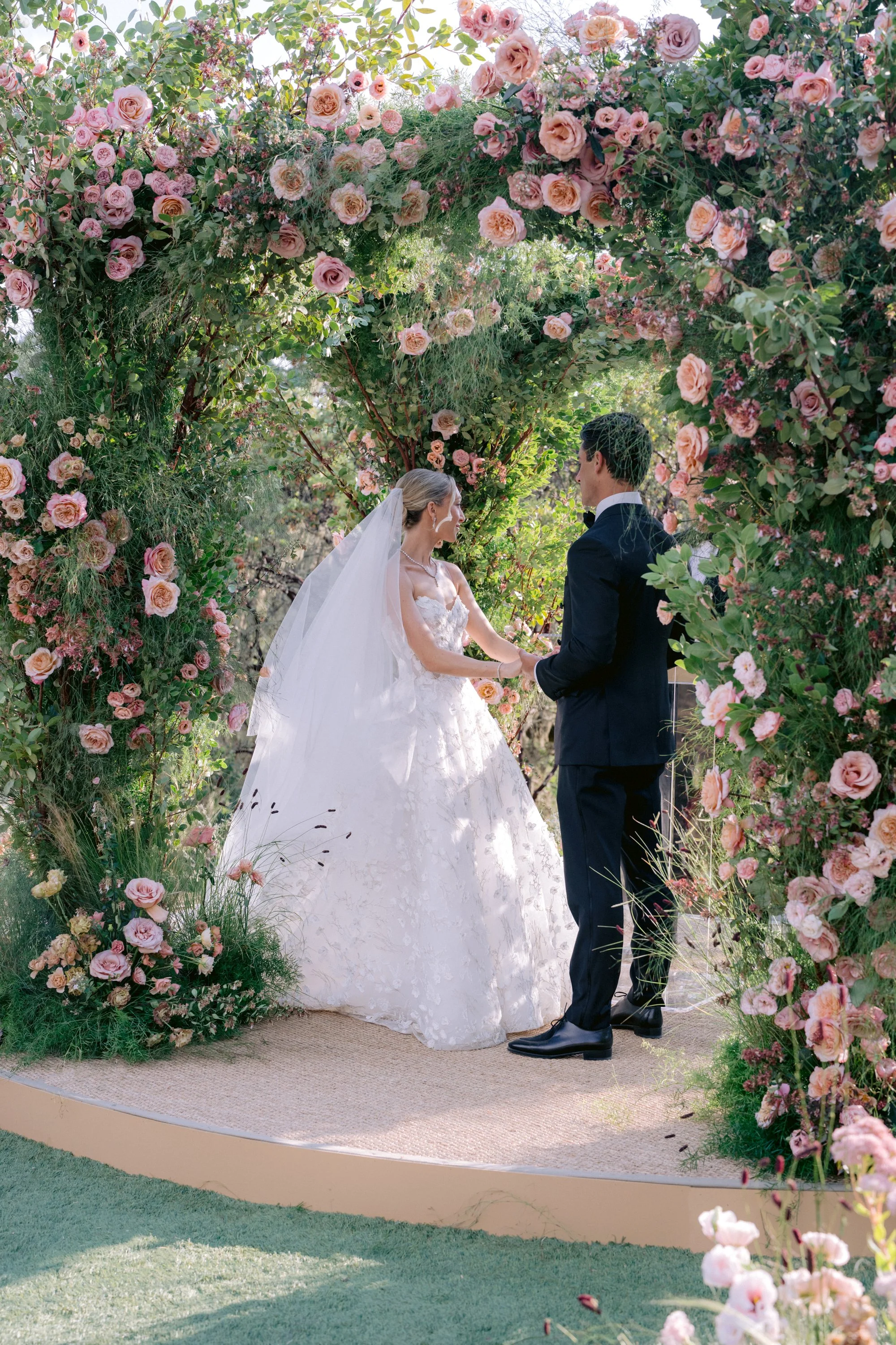 montage-healdsburg-wedding-hensley-event-resources-brass-floral-lights-live-tree.jpg
