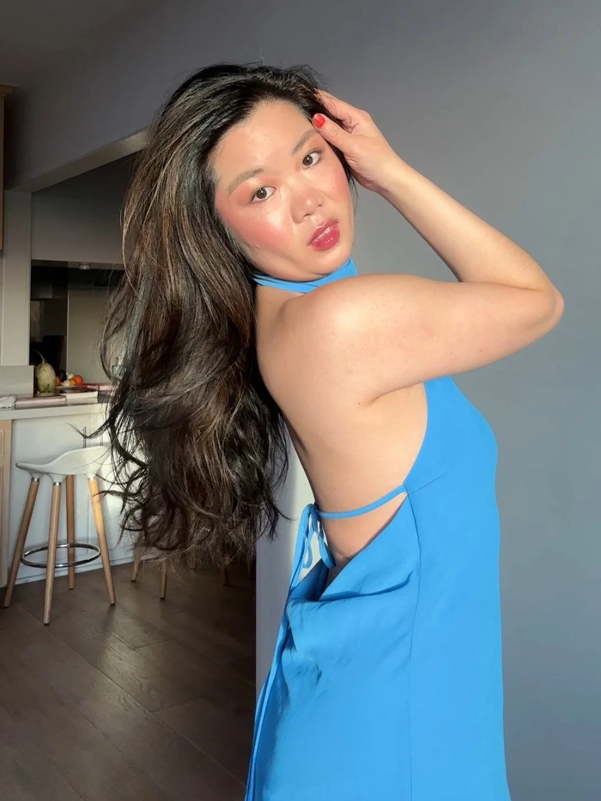 Meet me at golden hour 🧿✨ @peppermayo 
.
.
.

#bluedress💙 #bluedresses💙 #bluedressvibes #xoxo_tiana_xoxo #peppermayodress