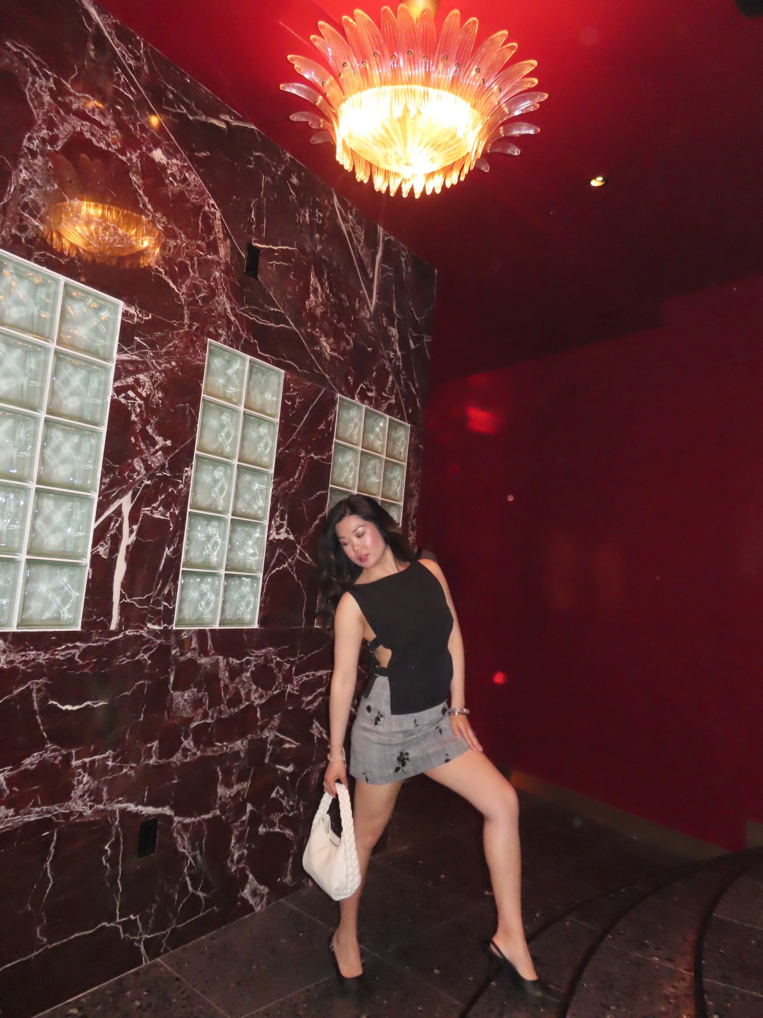 Disco revival 🪩⚡️ @micdropla 
.
.
West Hollywood has a new karaoke bar opened by former @thirdeyeblind bassist Leo Kremer and his brother Oliver Kremer. A 3 year project that collaborates with the artists listed below. Grab your friends and dance th
