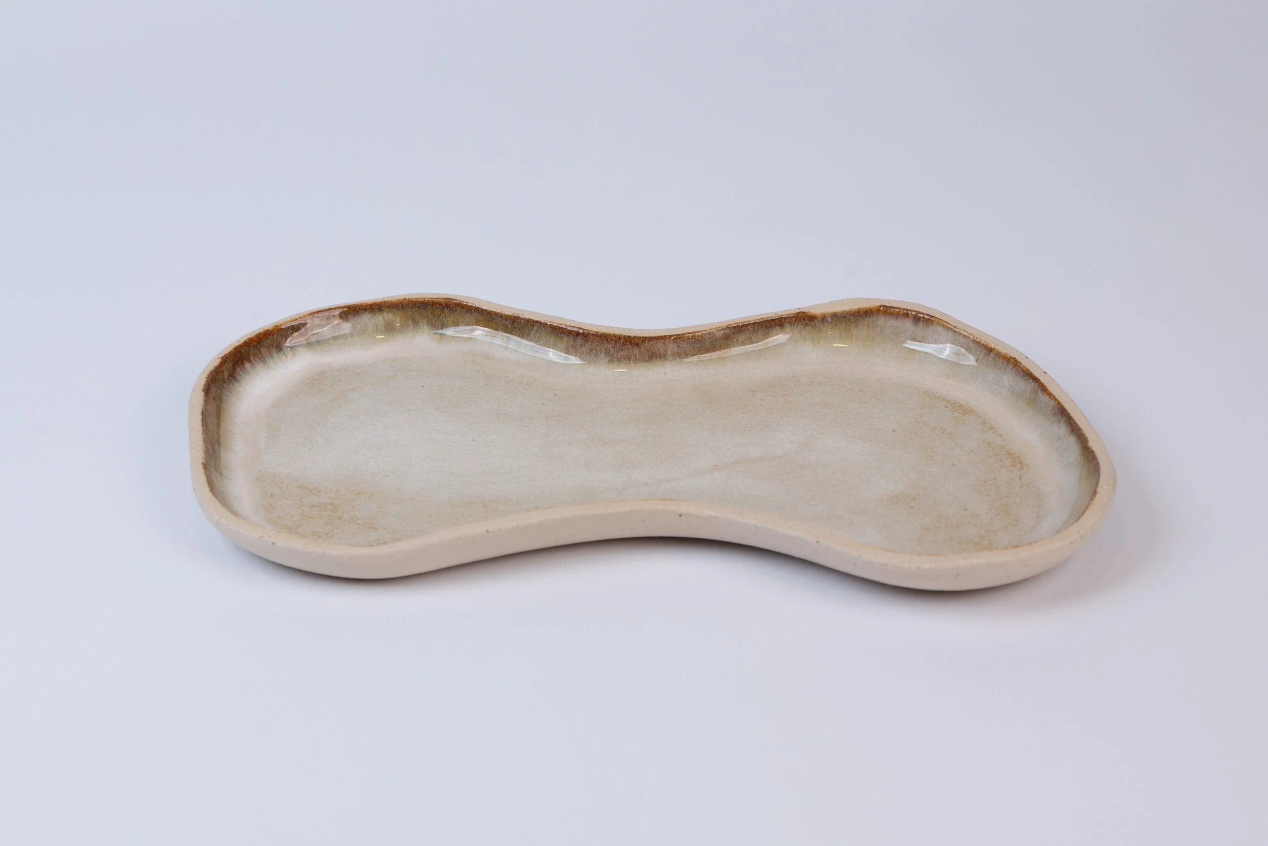 Mesa plate. A collaboration between Rachel Kay and Studio Taitt