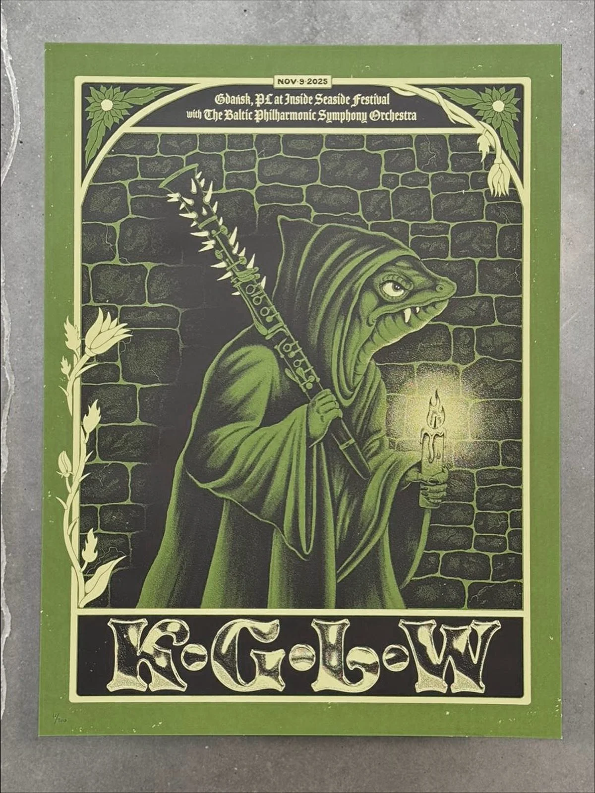GDAŃSK!! 200 x 18&rdquo;x24&rdquo; posters for Gizzy tonight. Tried something a bit different for this one. I love how it turned out!
For any info on upcoming poster drops plz subscribe to emails via my website or keep an eye on stories here :-) I&rs