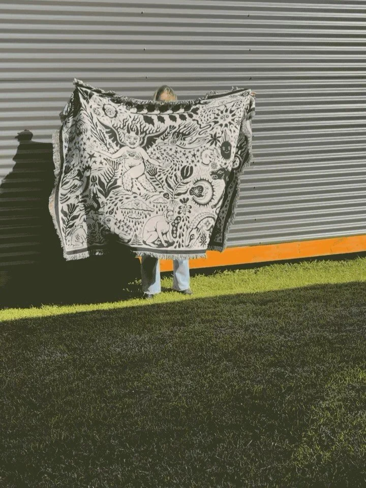 FREE SHIPPING ON TAPESTRY ORDERS TO AUS CUSTOMERS! Use code: FREESHIP4AUS 
Code valid til Sept 24, 2026. 
One use per tapestry, one use per customer.

This is a tapestry full of little things and creatures to protect* you. Some of them are happy, som