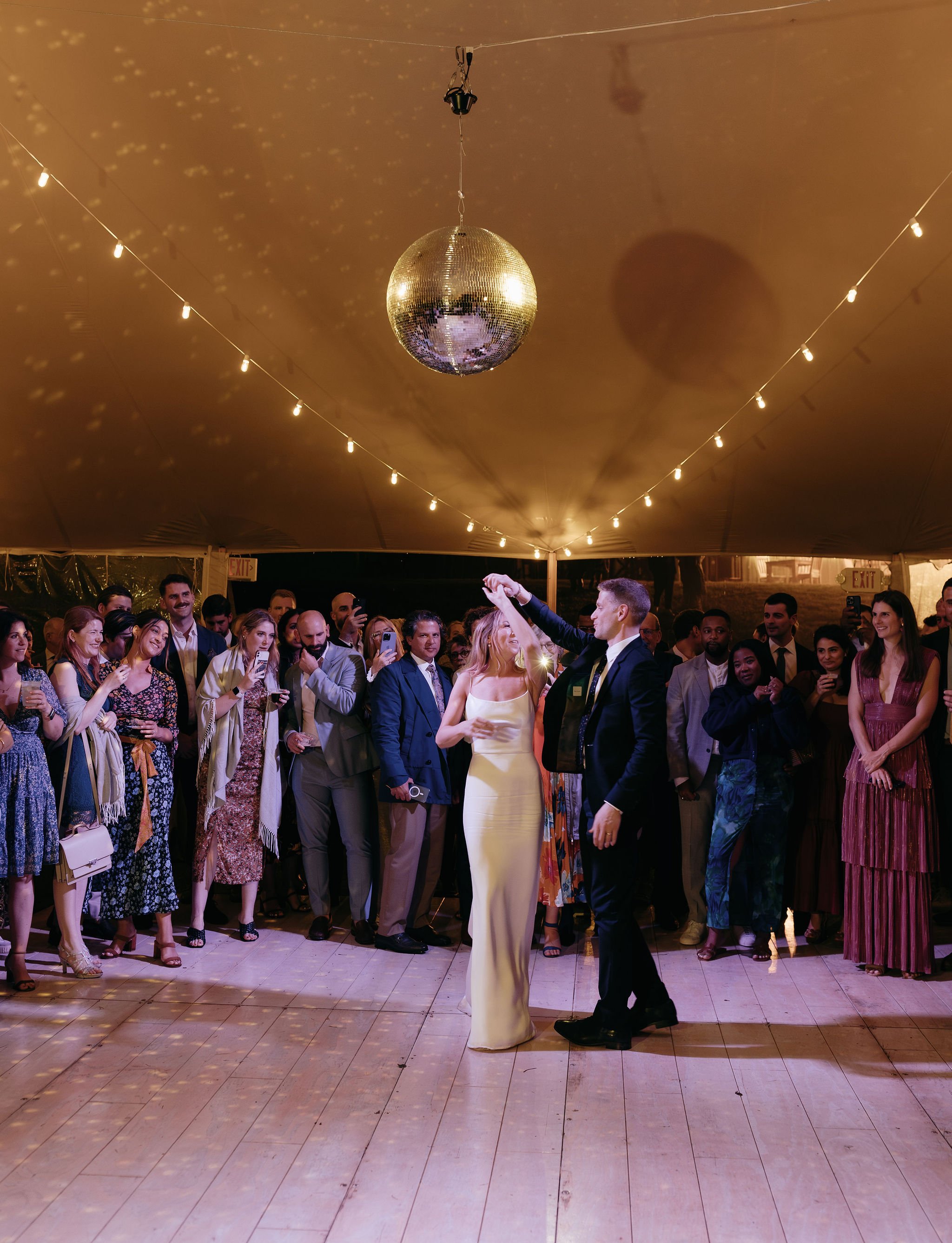 BLB Events_NYC Wedding Planner_Kelly Vahos Photography_Crow's Nest Montauk