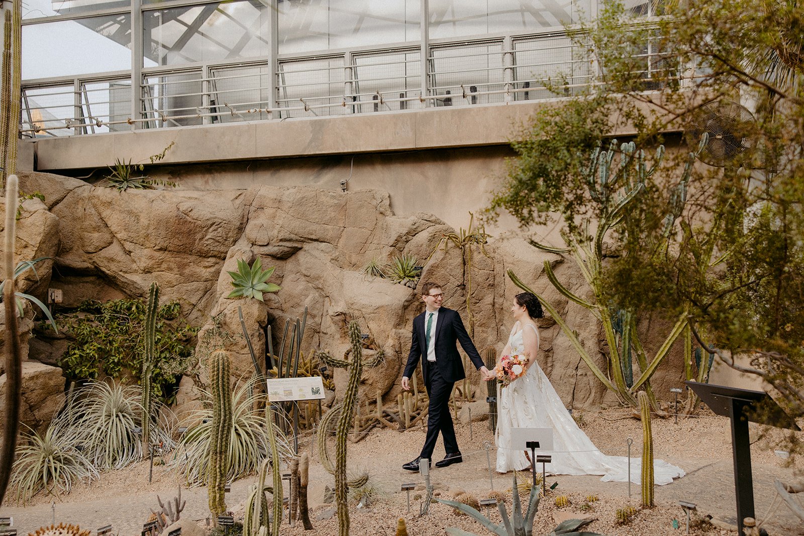 Fall Jewish wedding in Brooklyn, NY | BLB Events | Eryc Perez de Tagle | Brooklyn Botanic Garden | Wedding Planner 