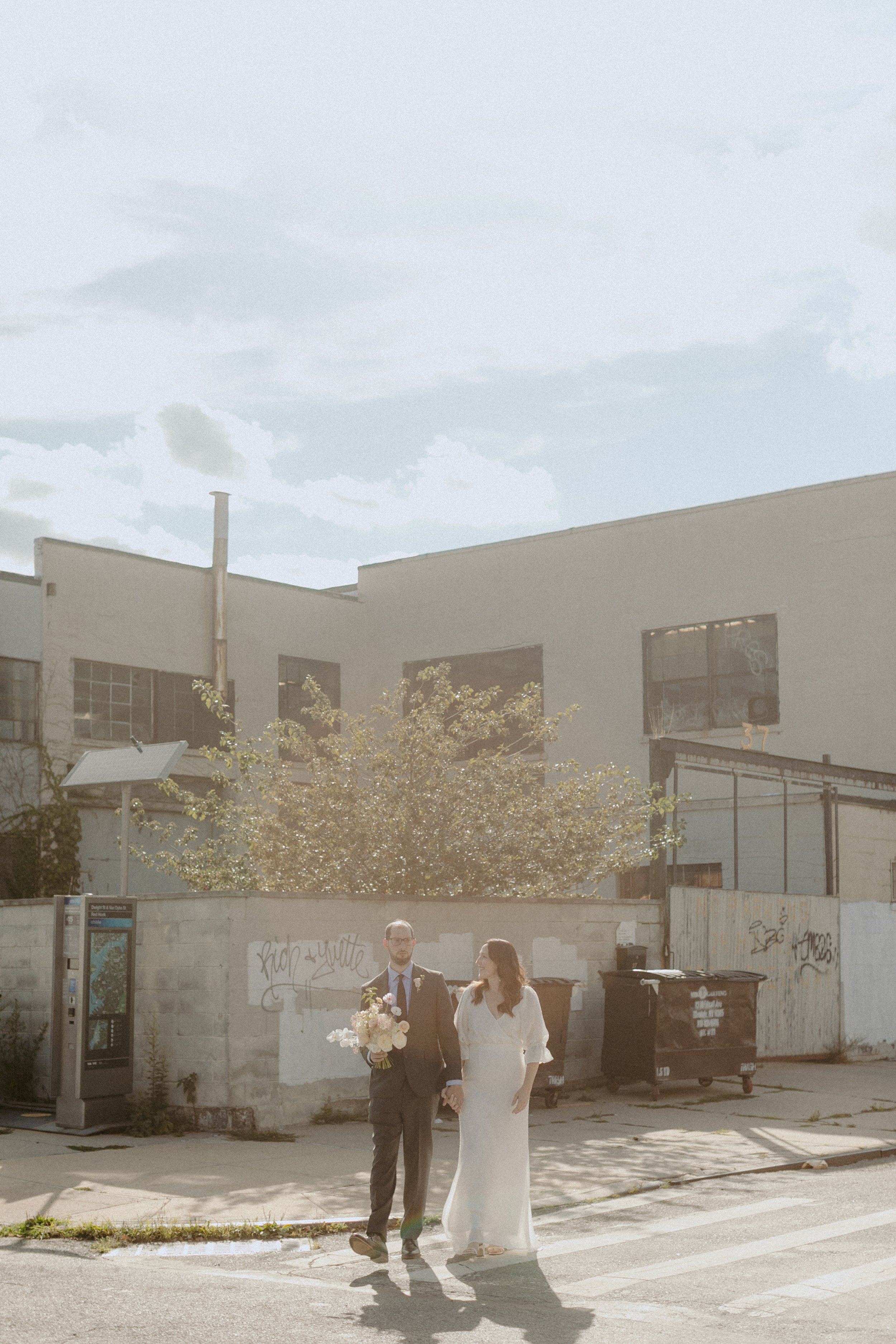 Summer Jewish wedding in Red Hook, NY | BLB Events | Wedding Planner | Unique Lapin | Marlow Events