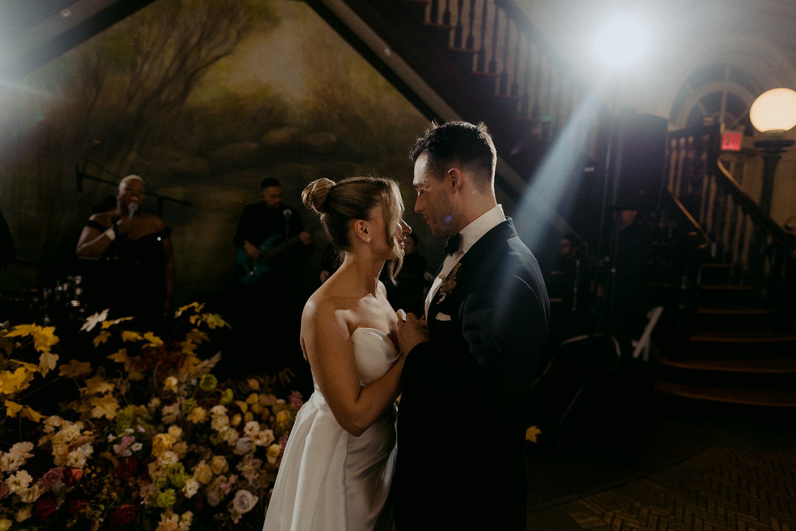 Fall wedding in Brooklyn, NY | BLB Events | Eryc Perez de Tagle | Prospect Park Boathouse | Wedding Planner 