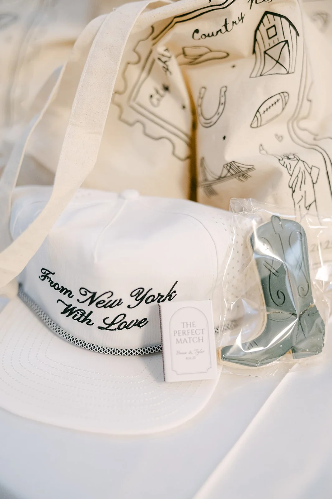 BLB Events NYC Wedding Planner_NYPL Wedding_Laura Foote Photography_Becca &amp; Tyler's Timeless New York Public Library Wedding