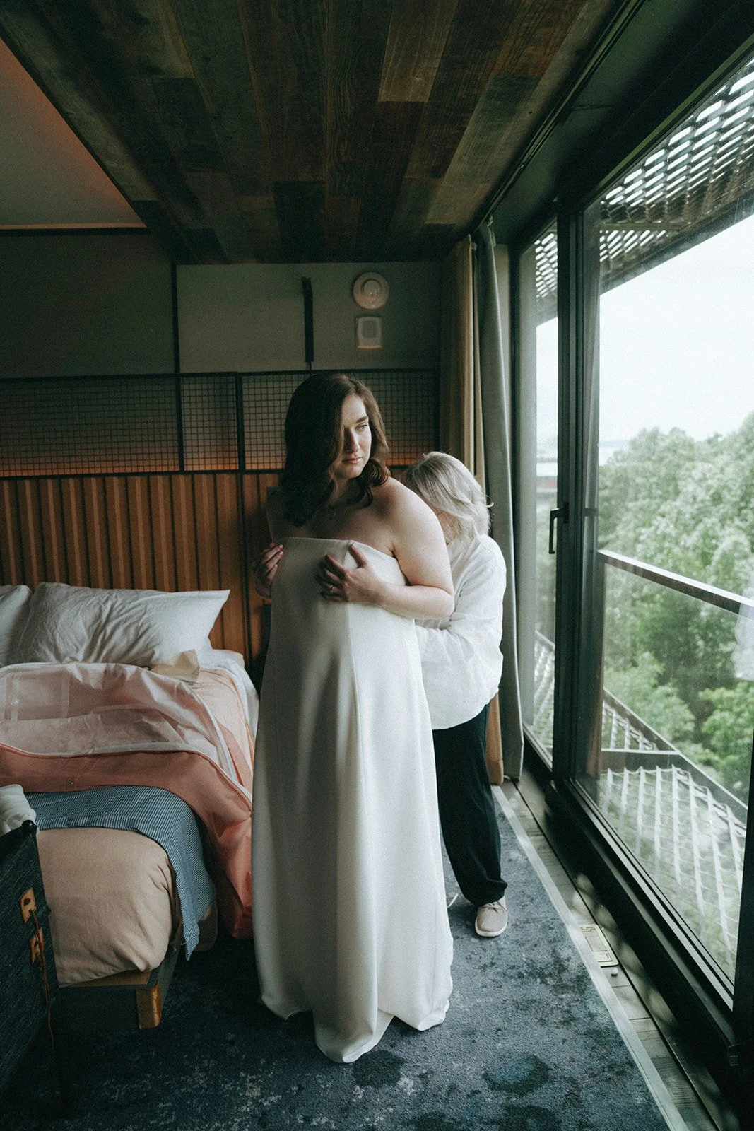 Intimate New York Wedding at The River Café in Brooklyn