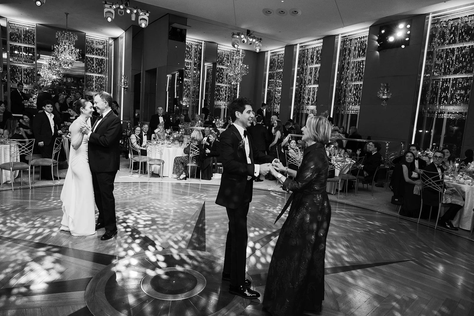 An Iconic Manhattan Wedding at the Rainbow Room in New York