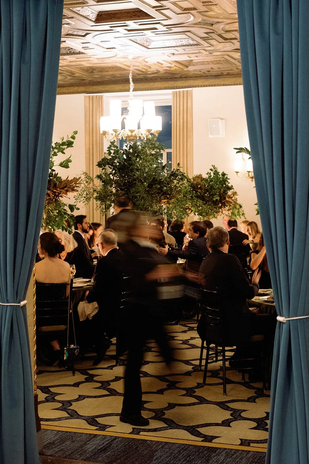 An Iconic Manhattan Wedding at the Rainbow Room in New York