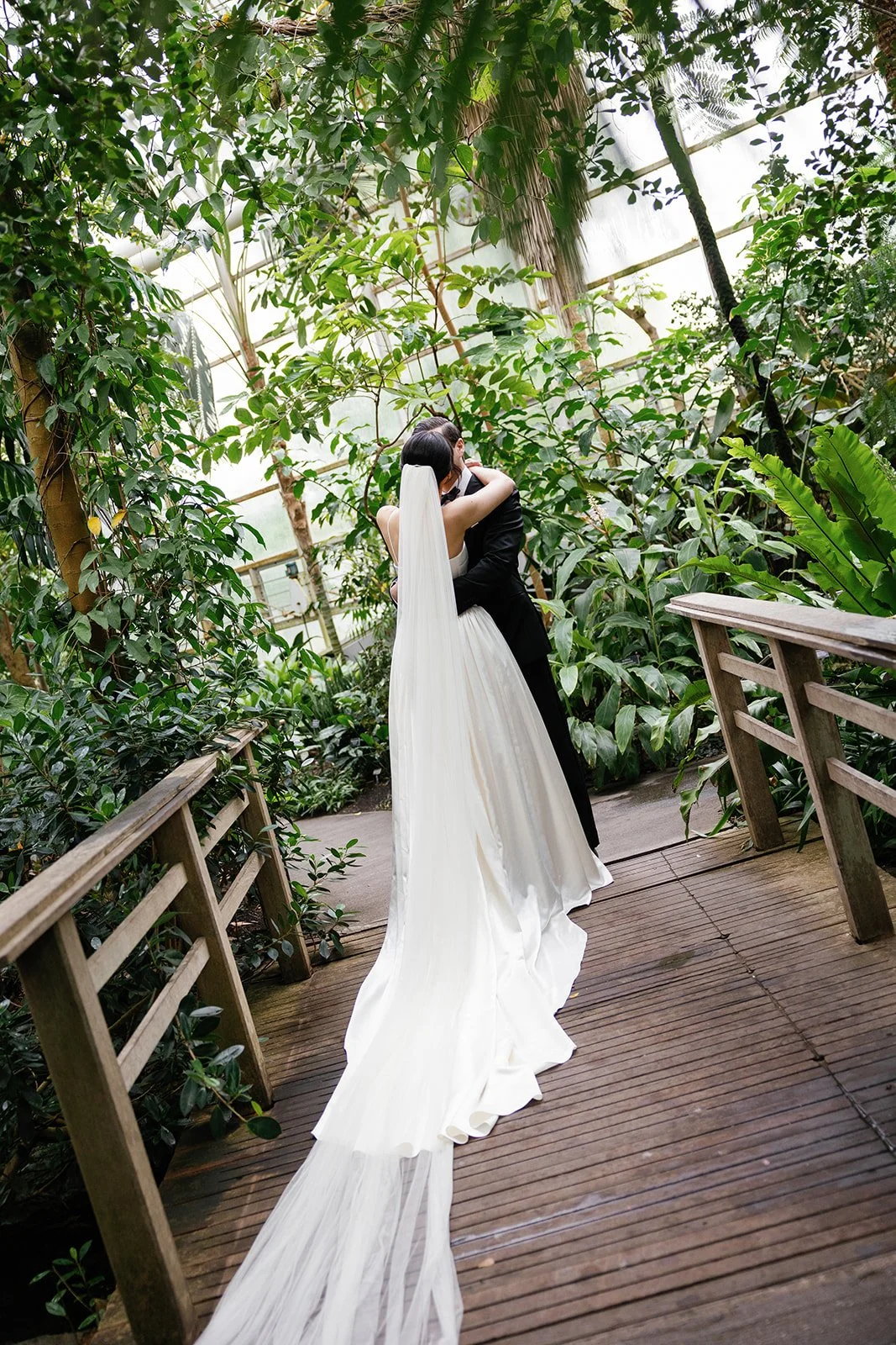 Heartfelt Spring Wedding at Brooklyn Botanic Garden_BLB Events NYC_Eryc Perez de Tagle