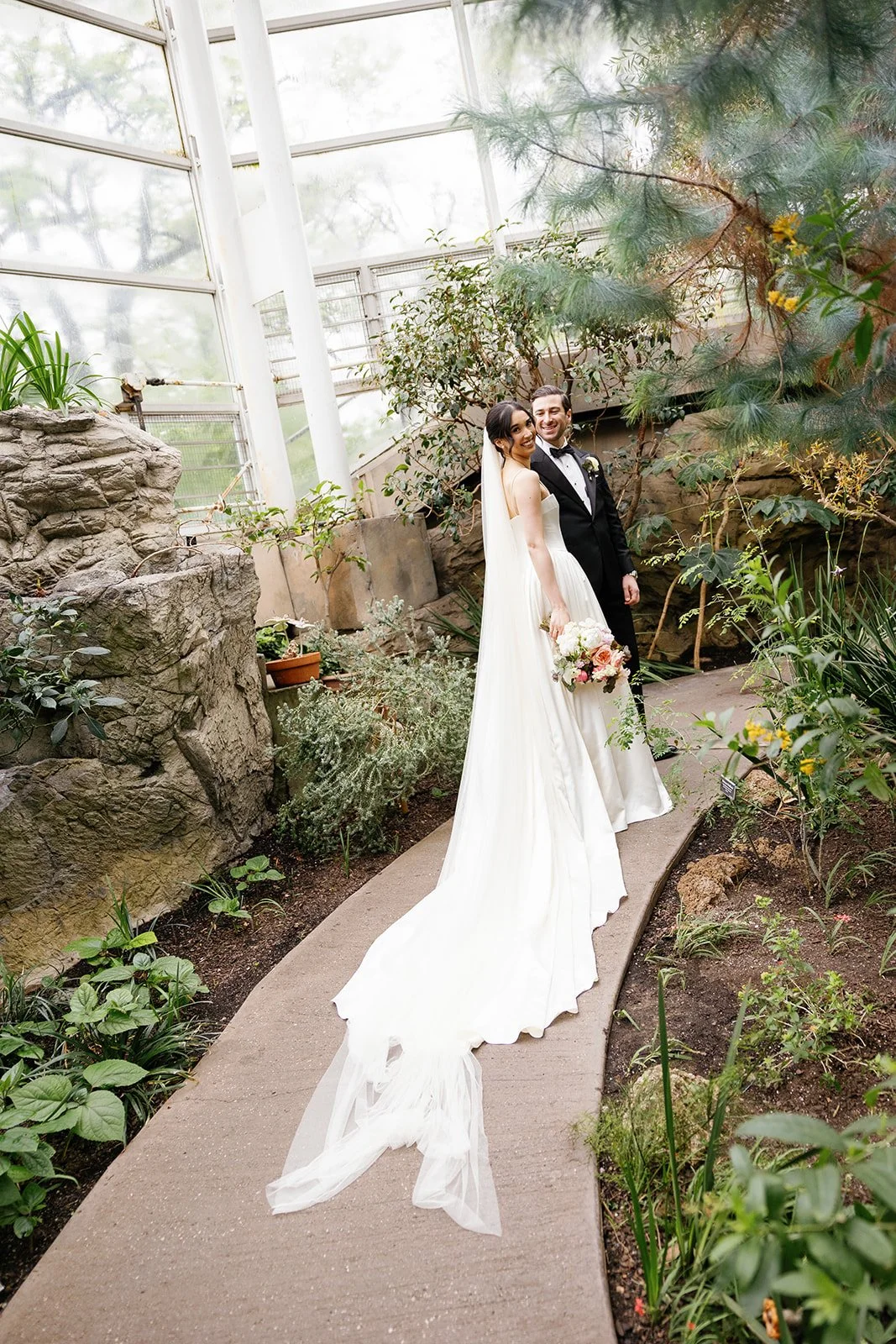 Heartfelt Spring Wedding at Brooklyn Botanic Garden_BLB Events NYC_Eryc Perez de Tagle