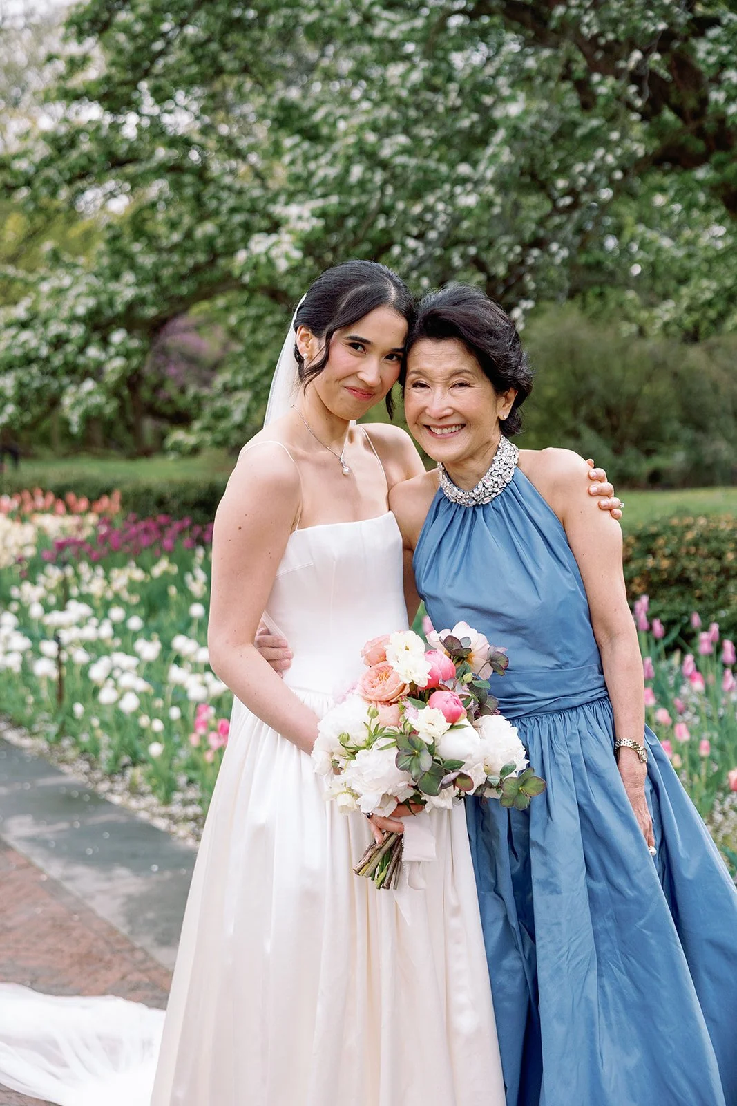 Heartfelt Spring Wedding at Brooklyn Botanic Garden_BLB Events NYC_Eryc Perez de Tagle