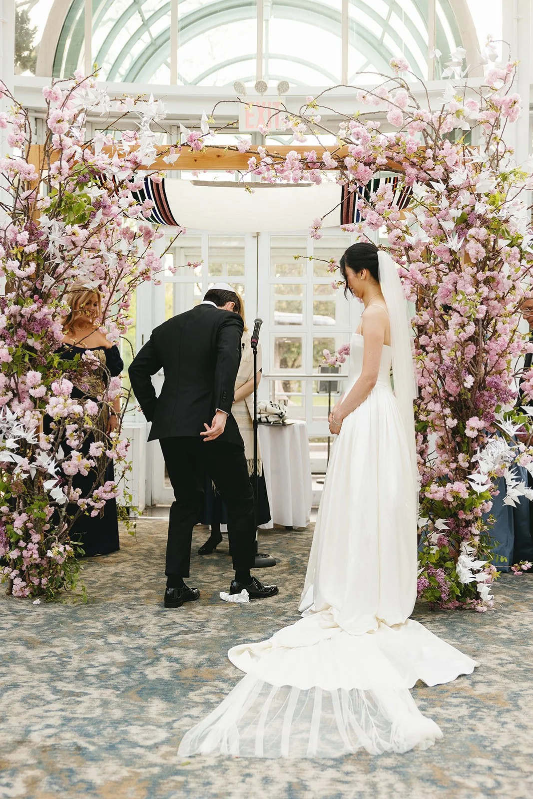 Heartfelt Spring Wedding at Brooklyn Botanic Garden_BLB Events NYC_Eryc Perez de Tagle