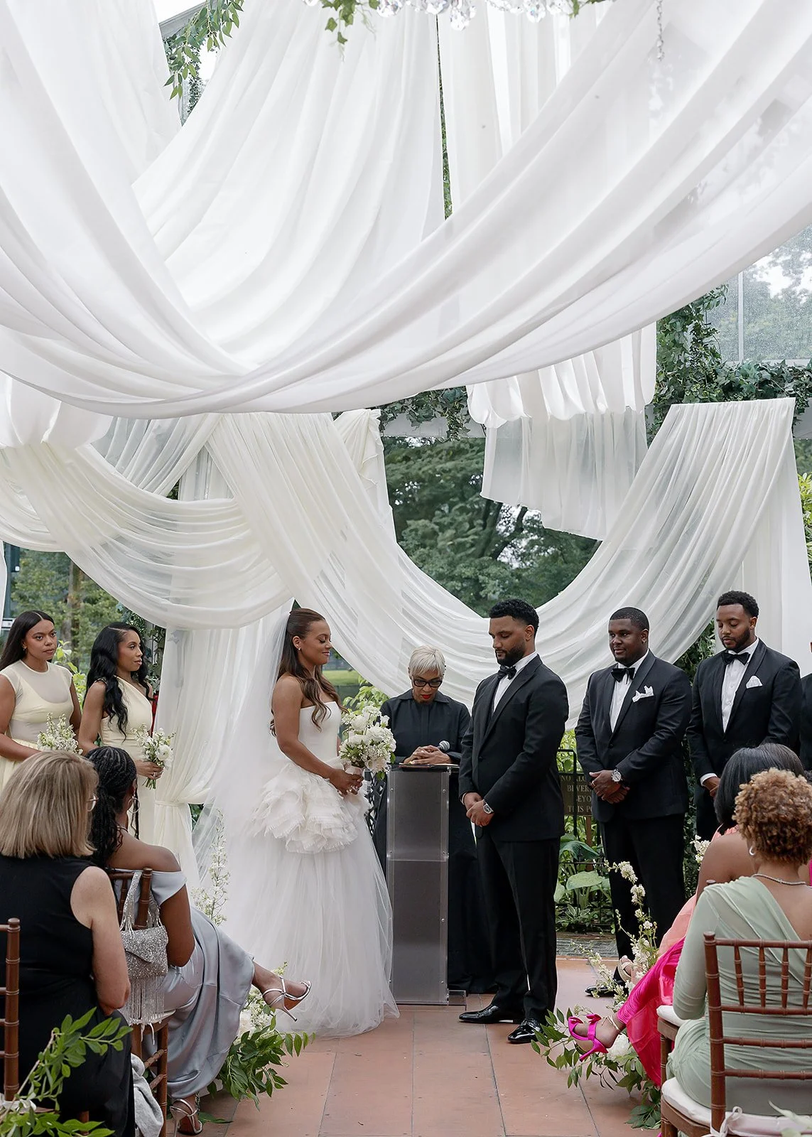 How to Plan a Wedding with a Quiet-Luxury Aesthetic