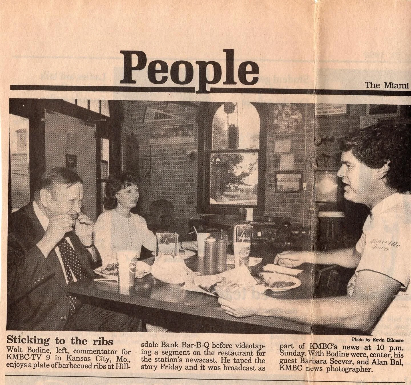What do Martin Luther King Jr, Robert Kennedy, Harry S Truman, and Hillsdale Bank Bar BQ all have in common?

They were all interviewed by renowned Kansas City broadcaster, Walt Bodine! In 1990, Bodine visited Hillsdale Bank Bar BQ for his nightly ne