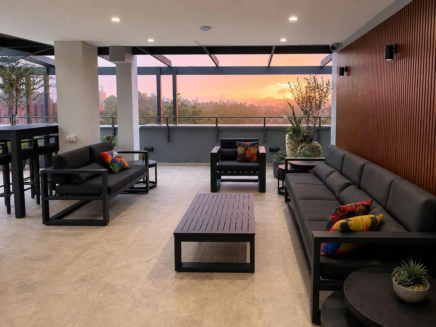 TERRACE 10.jpeg