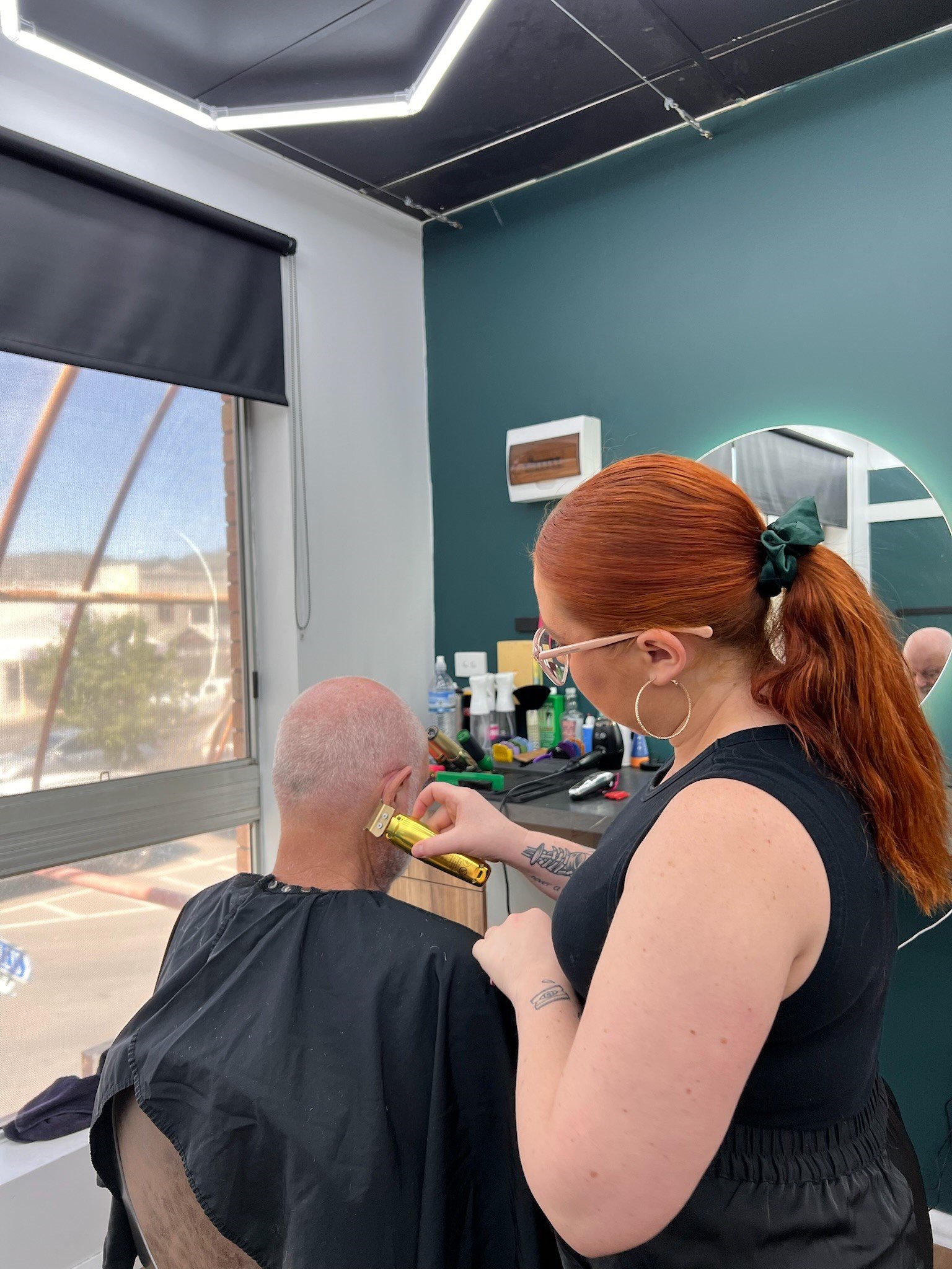 Calling all punters - the Mudgee Cup is back this Friday (December 5) 🏇

If you&rsquo;re in need of a freshen up in the hair (or beard!) department before the big day, head to our website now [link in bio] to snag a last-minute appointment&hellip;