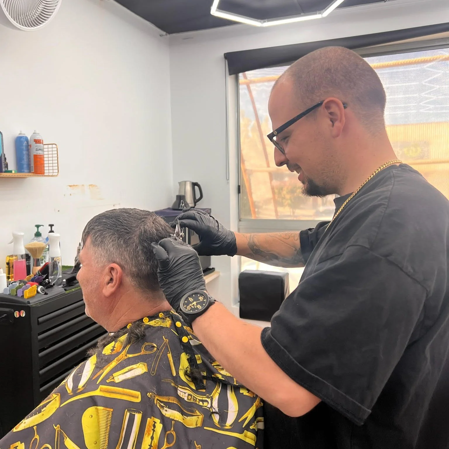 Another jam-packed week means it&rsquo;s time for a weekend of relaxing &amp; switching off 😆Next week&rsquo;s appointments are filling fast - head to our website to snag a spot before it&rsquo;s too late 🔥