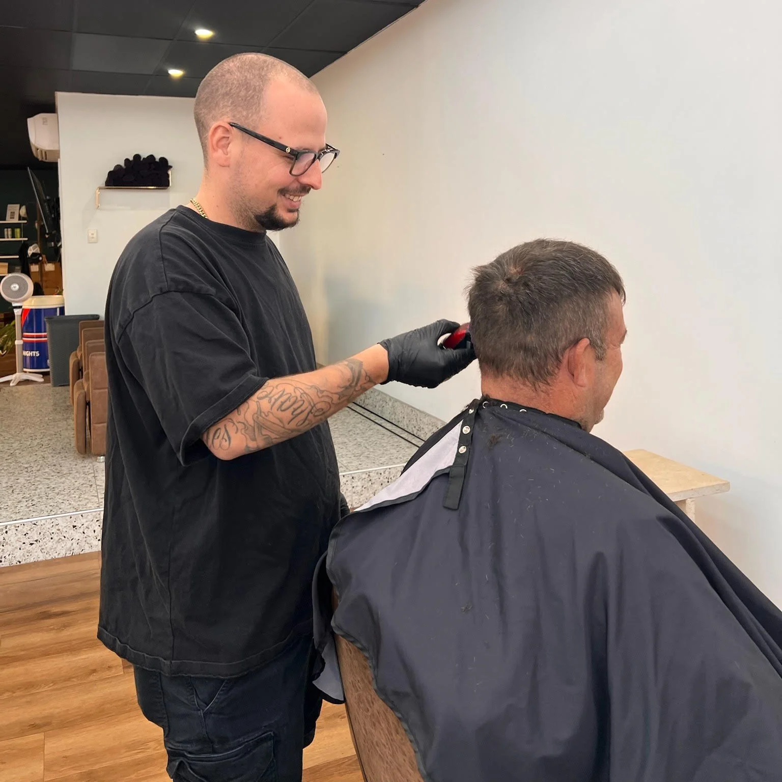 Fresh cut Friday 🙌 There&rsquo;s nothing better than stepping into the weekend with a slick cut 🔥 Keen to jump in the chair next week? Book an appointment via the link in our bio&hellip;