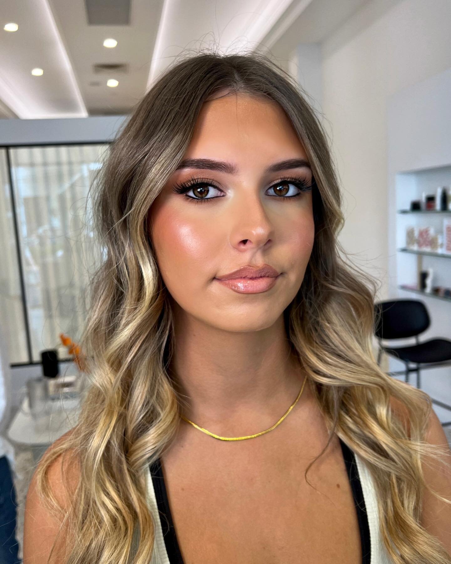 BRONZE BALL GLAM ✨
&mdash;&mdash;&mdash;&mdash;&mdash;&mdash;&mdash;&mdash;&mdash;&mdash;&mdash;&mdash;&mdash;&mdash;&mdash;&mdash;-
&mdash;&mdash;&mdash;&mdash;&mdash;&mdash;&mdash;&mdash;&mdash;&mdash;&mdash;&mdash;&mdash;&mdash;&mdash;&mdash;
Blow