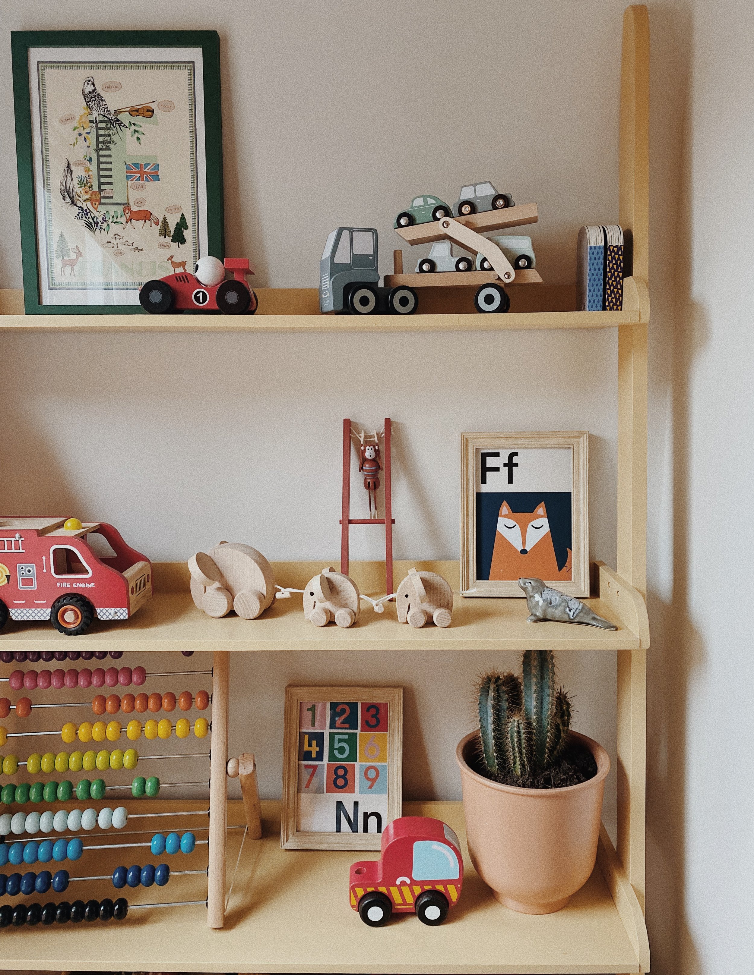 Denmark St - Fran Room 2.jpg