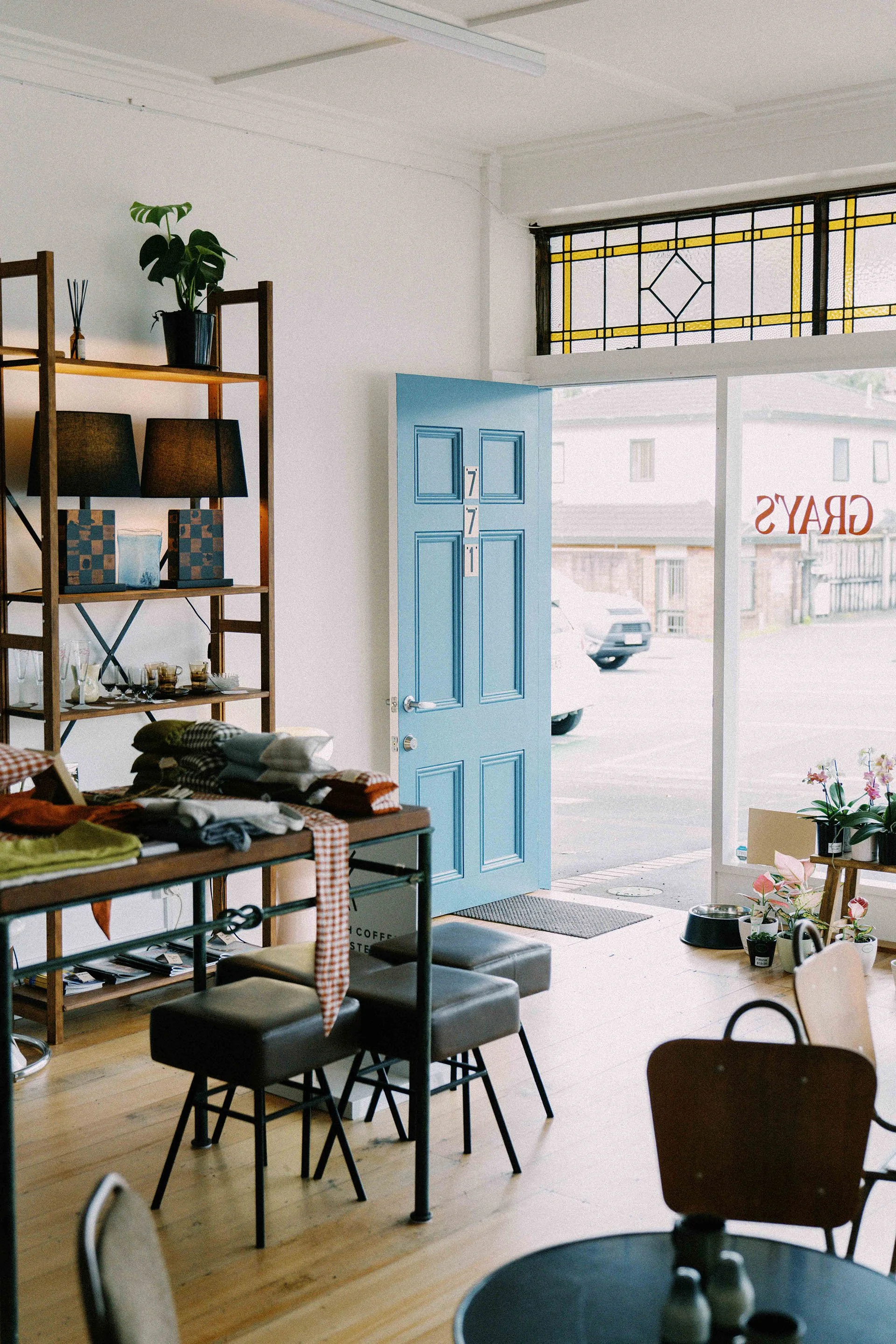 Gray's Coffee Store & Wine Bar