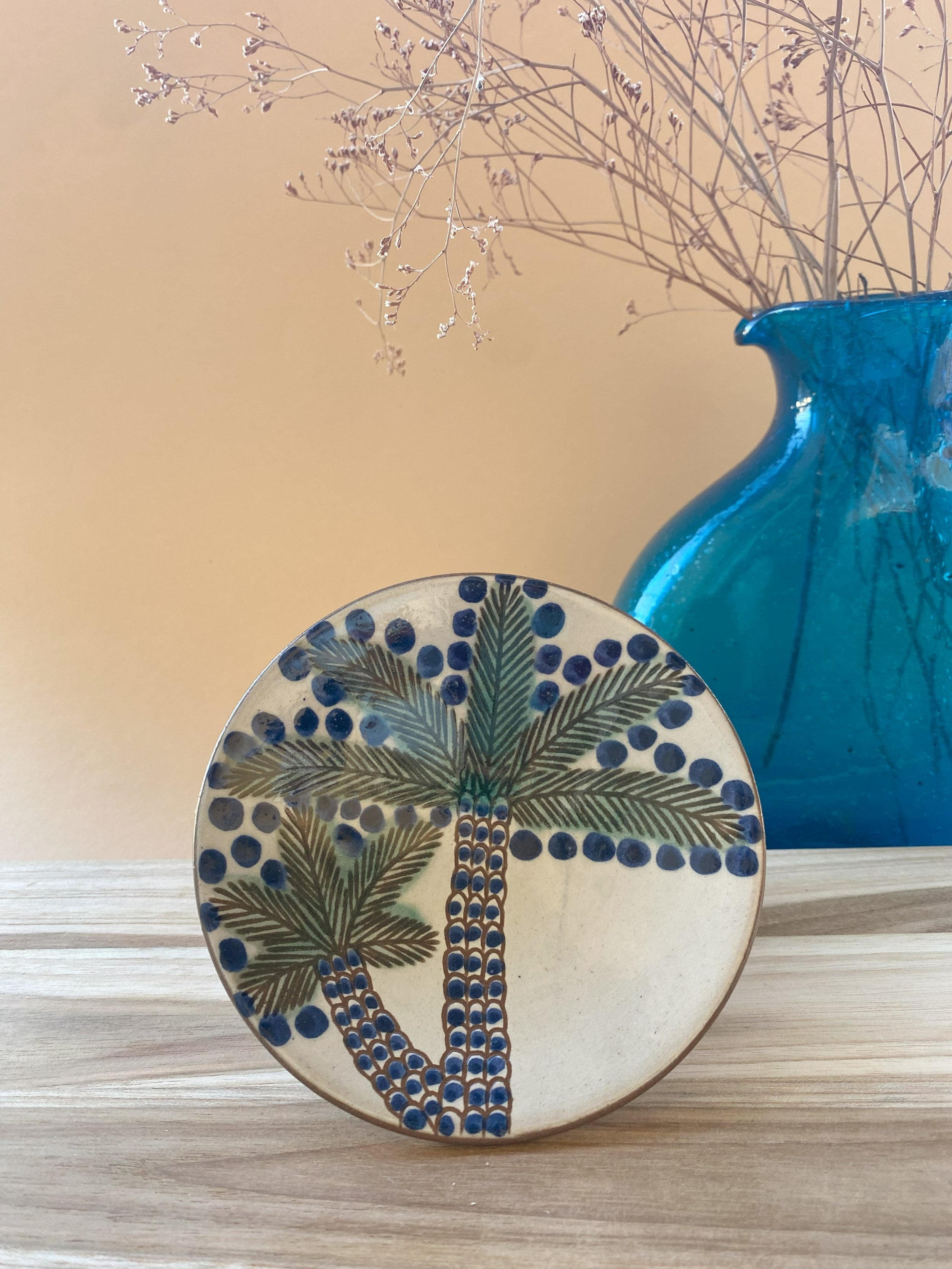 Oasis Decorative Plate