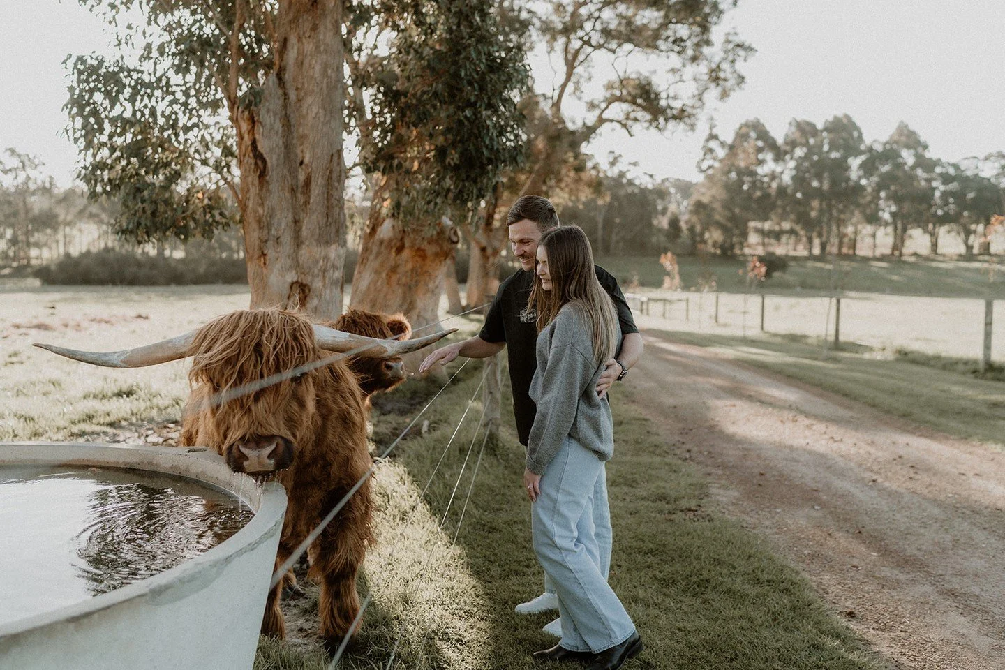 When you know she loves cows, you make sure they&rsquo;re part of the day ⁠
⁠
@8paddocks @carolinemoylanphotographer⁠