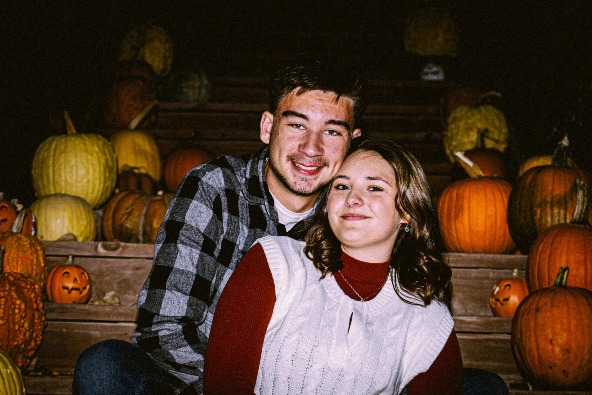 IZZY & DOMINIC. COUPLES.PHOTOS.DSP-330.jpg