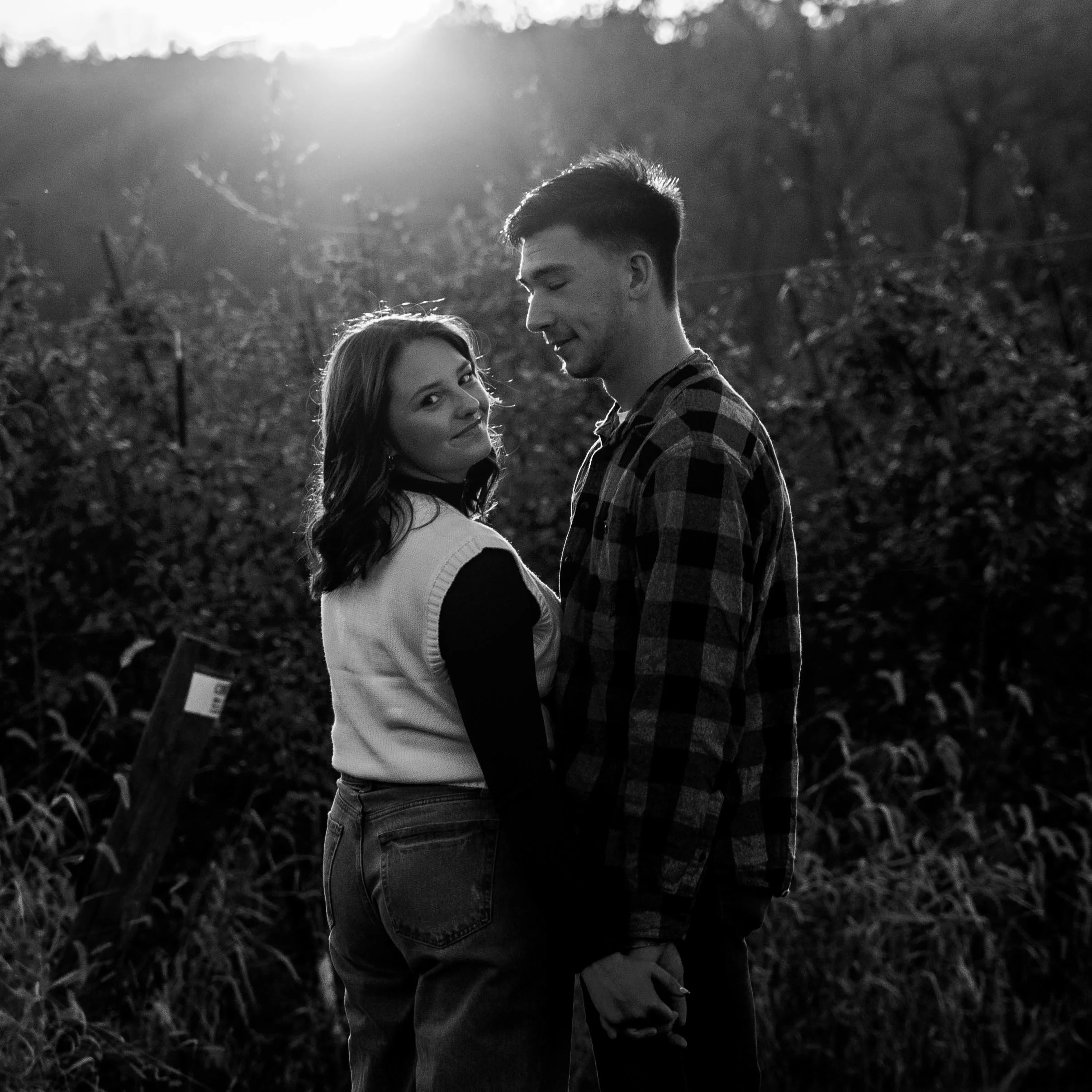 IZZY & DOMINIC. COUPLES.PHOTOS.DSP-285.jpg