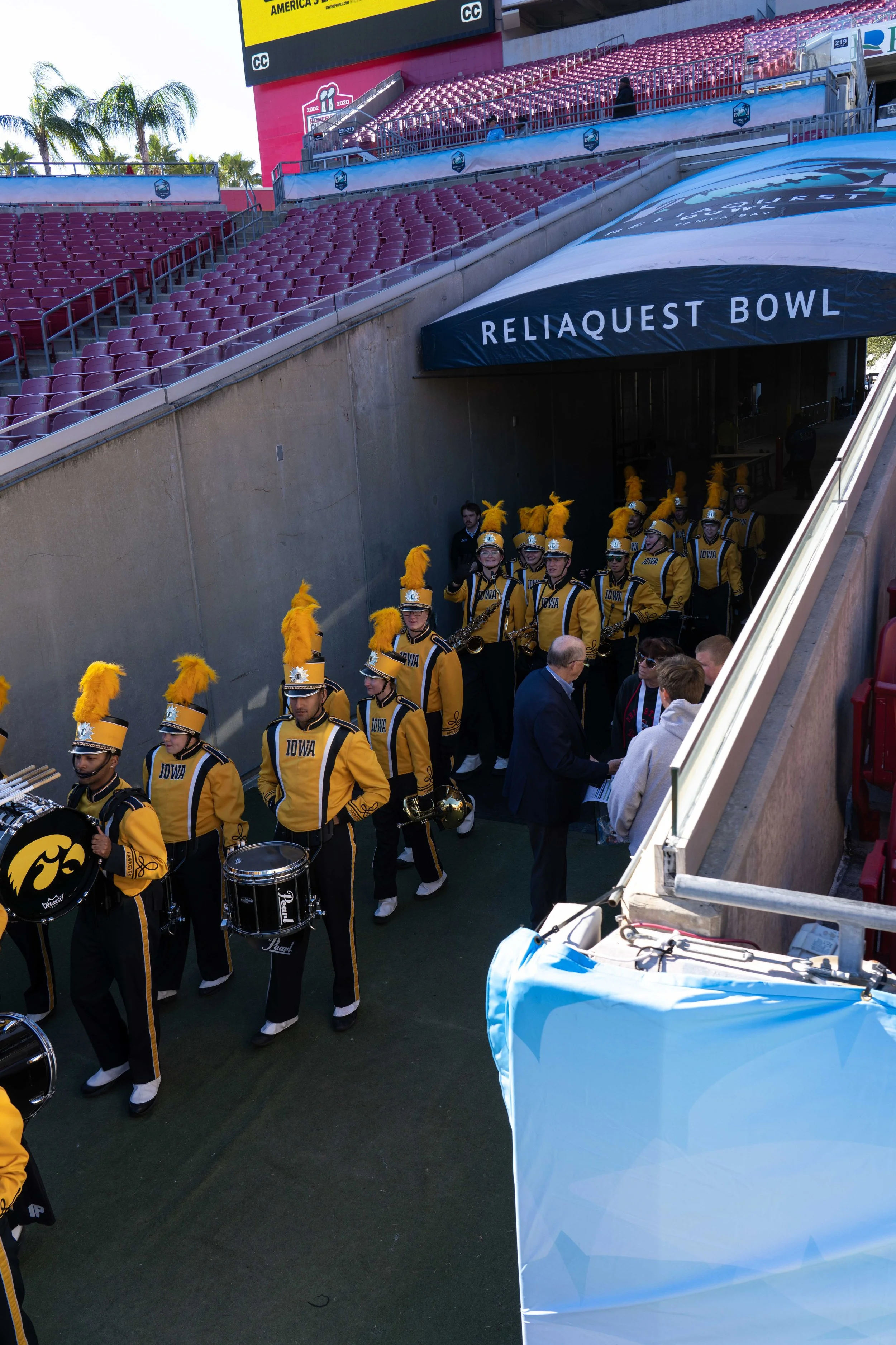 2025.12.31_ Reliaquest Bowl Game Day_Dsmith_ -525.jpg