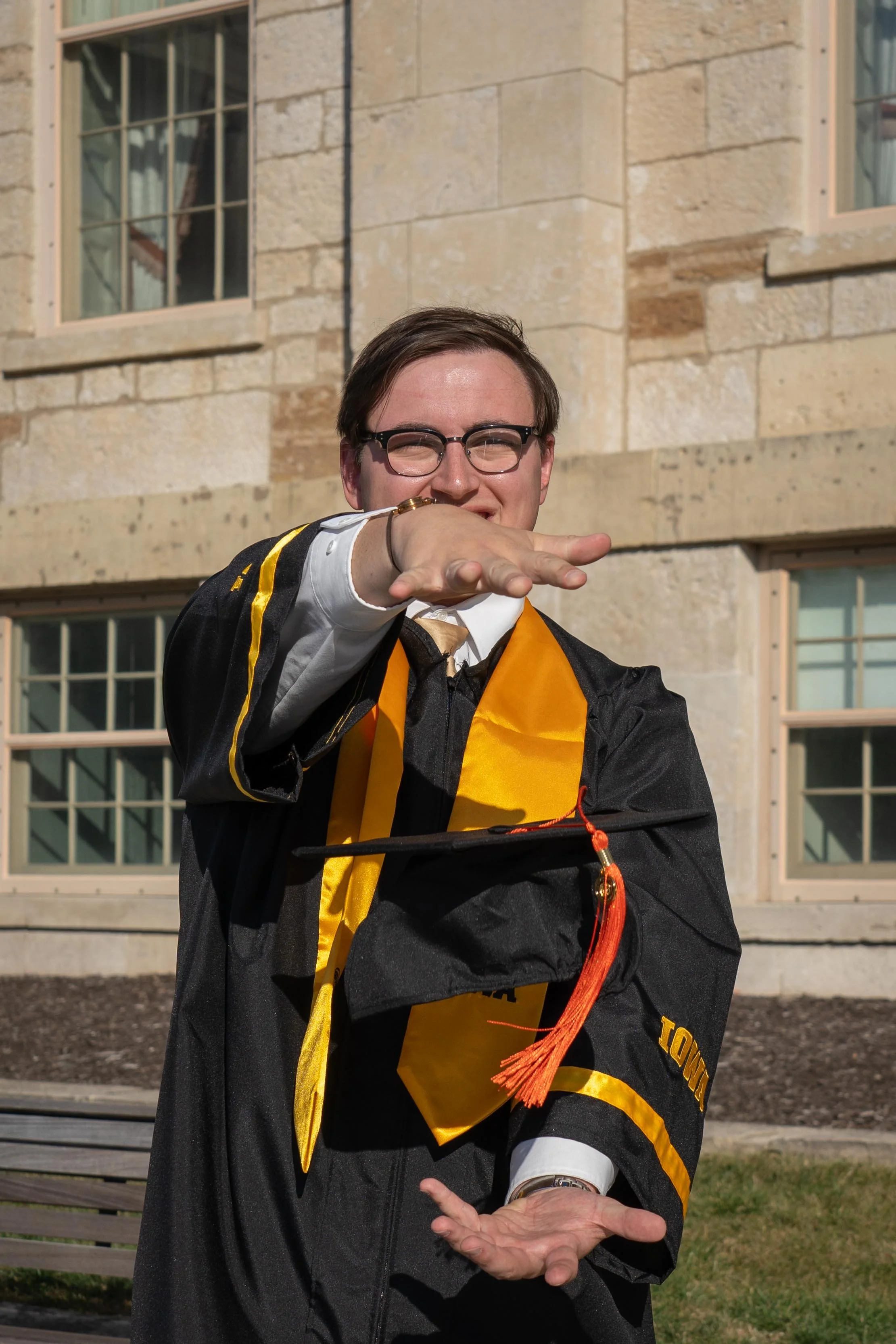 CLAYTON.GARMON.GRAD.PHOTOS.DSP-28.jpg