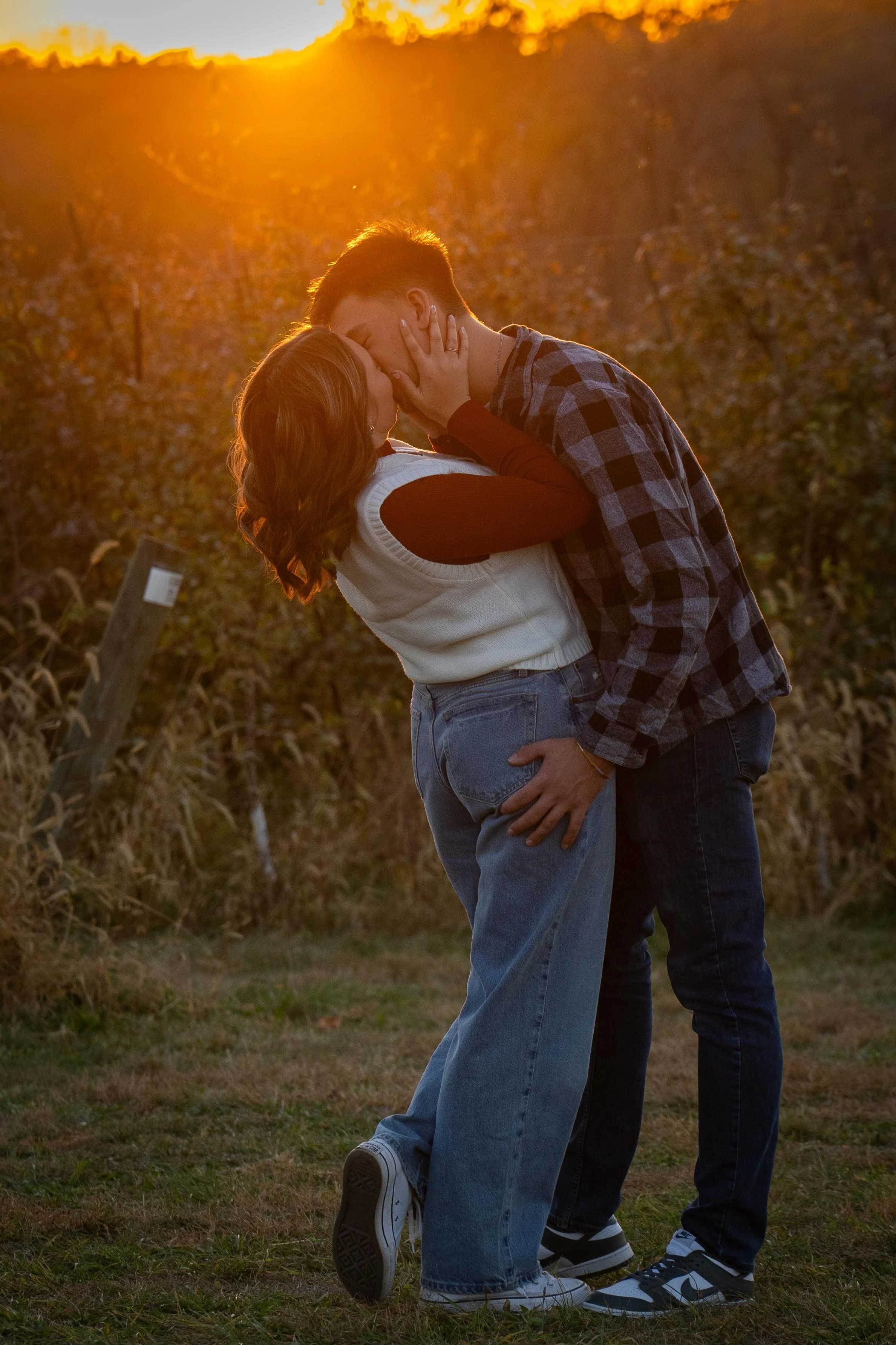 IZZY & DOMINIC. COUPLES.PHOTOS.DSP-287.jpg