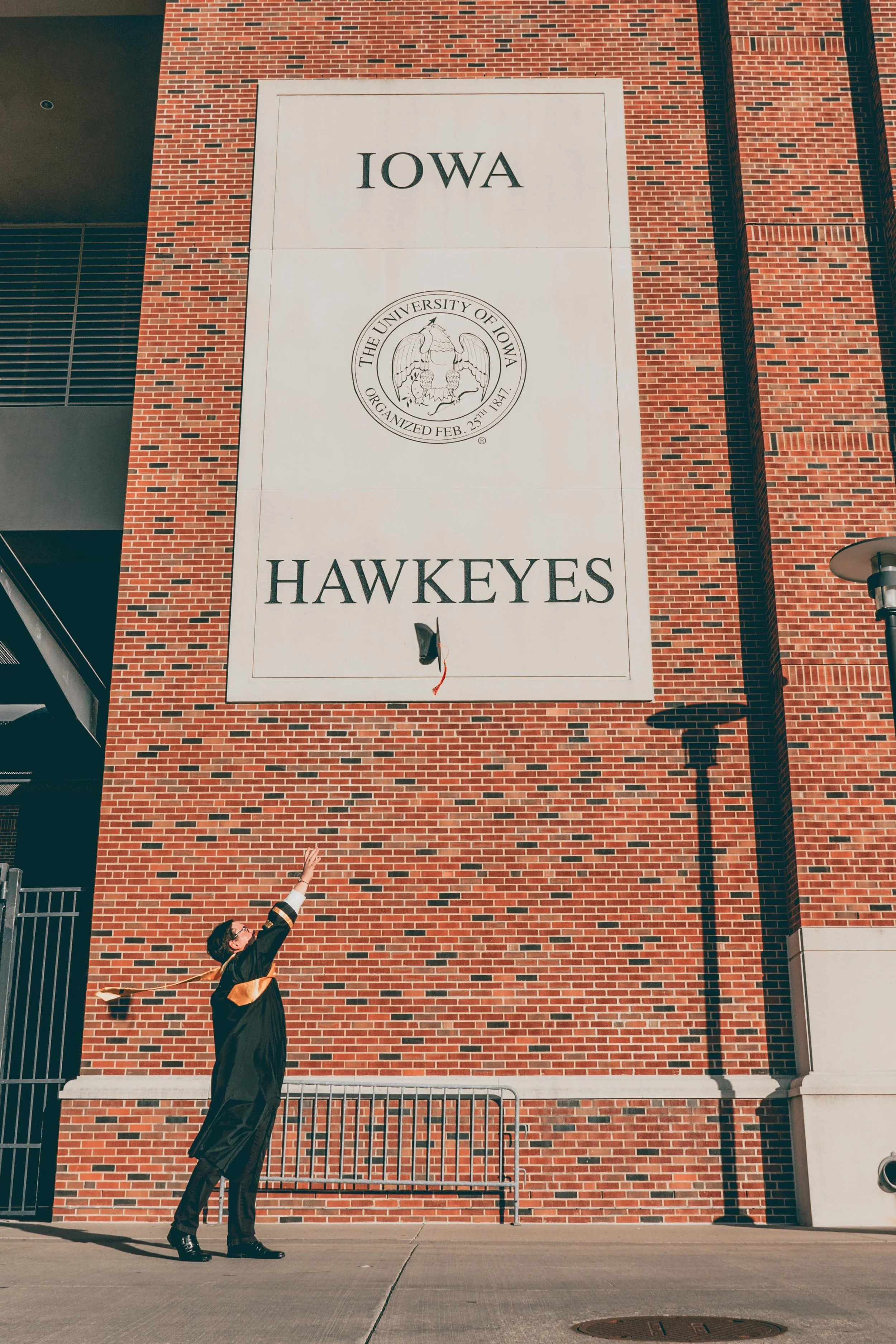 CLAYTON.GARMON.GRAD.PHOTOS.DSP-85.jpg
