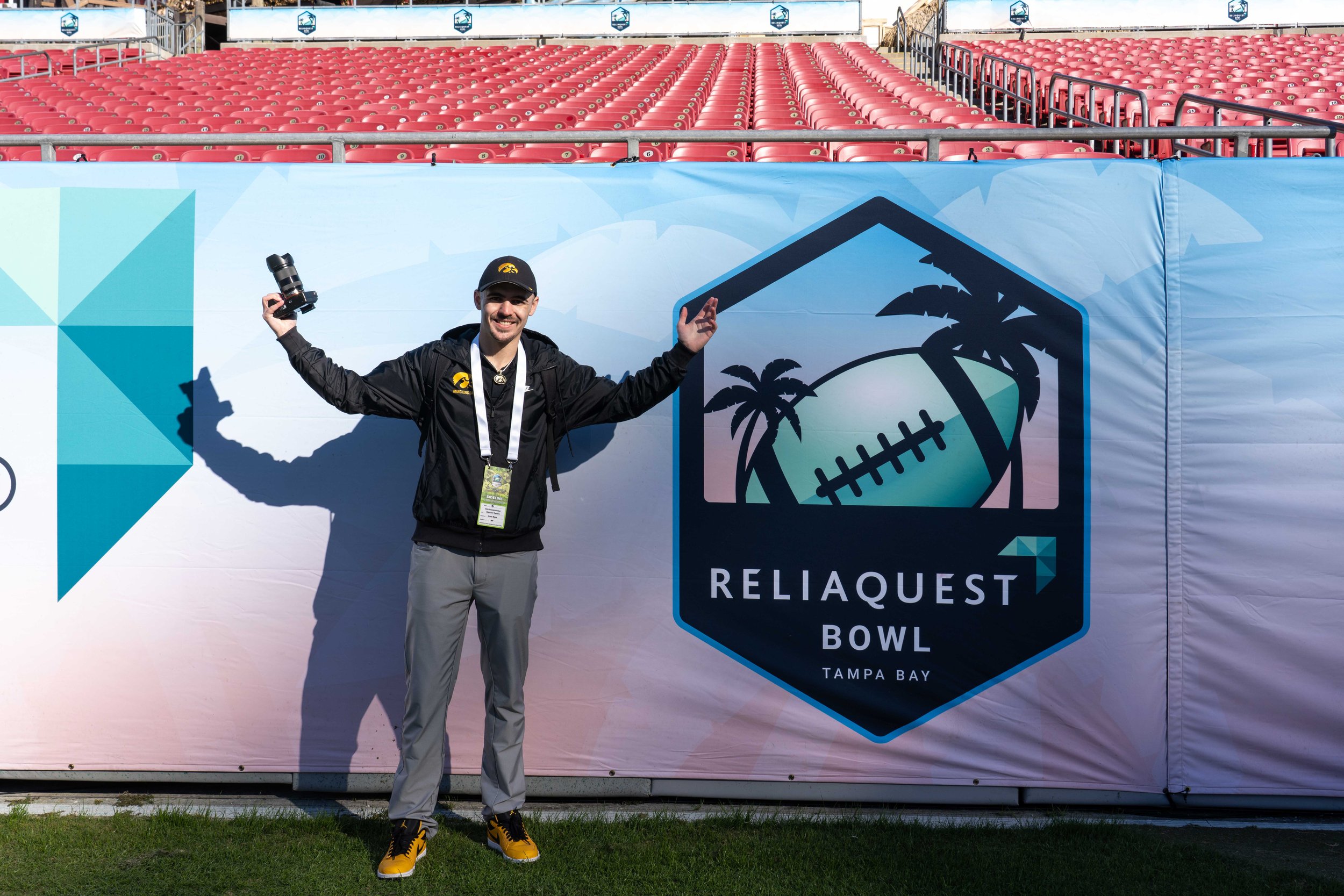 2025.12.31_ Reliaquest Bowl Game Day_Dsmith_ -514.jpg