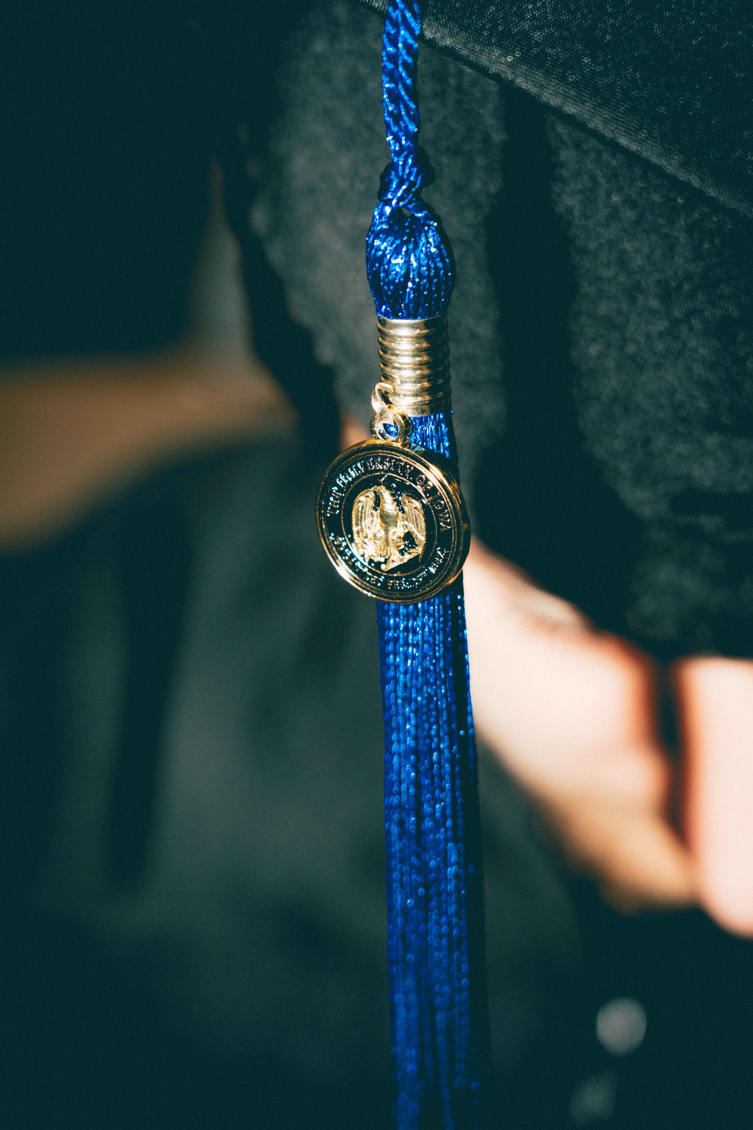 6-4-2026_BLU GRAD PORTRAIT SESSION_DARSHAUN SMITH PRODUCTIONS - WEB SIZE-25.jpg