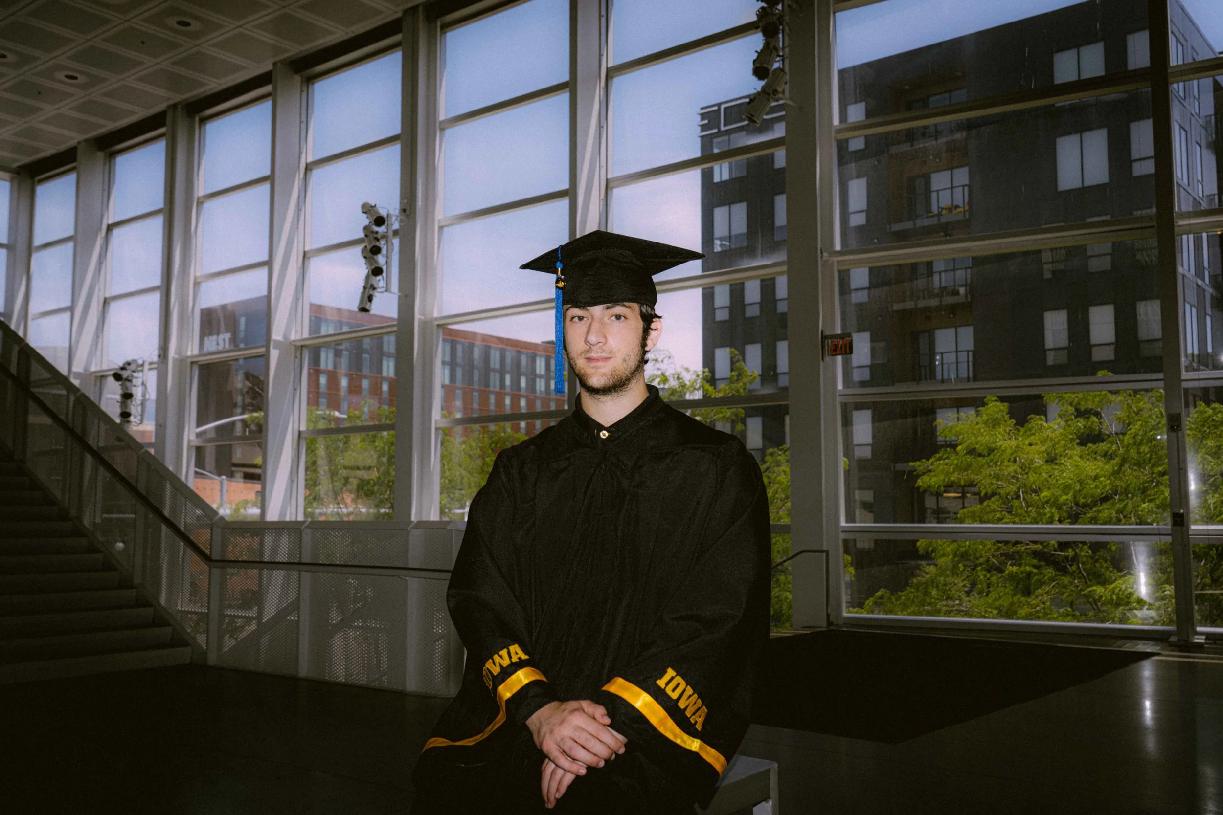 6-4-2026_BLU GRAD PORTRAIT SESSION_DARSHAUN SMITH PRODUCTIONS - WEB SIZE-279.jpg