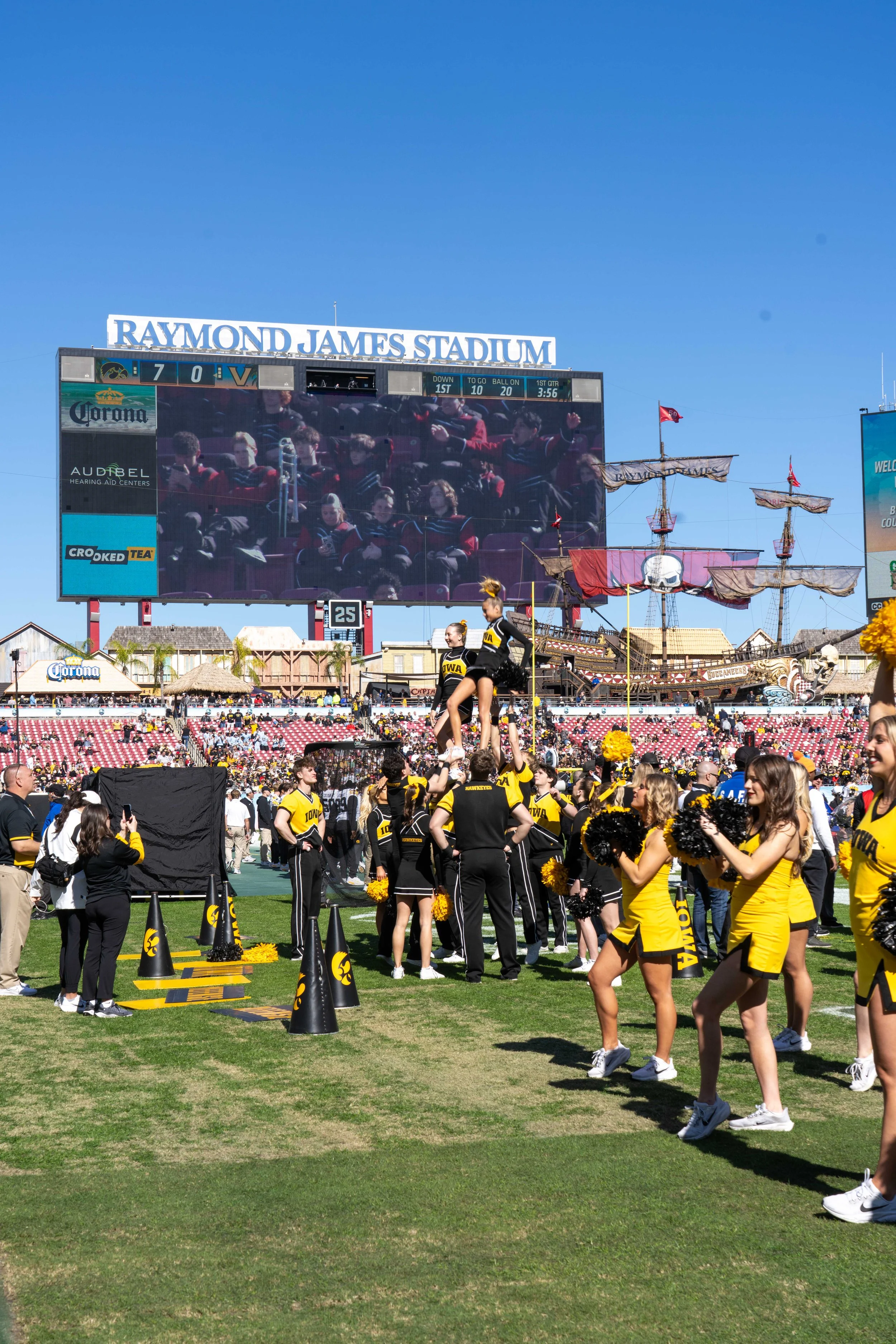 2025.12.31_ Reliaquest Bowl Game Day_Dsmith_ -618.jpg