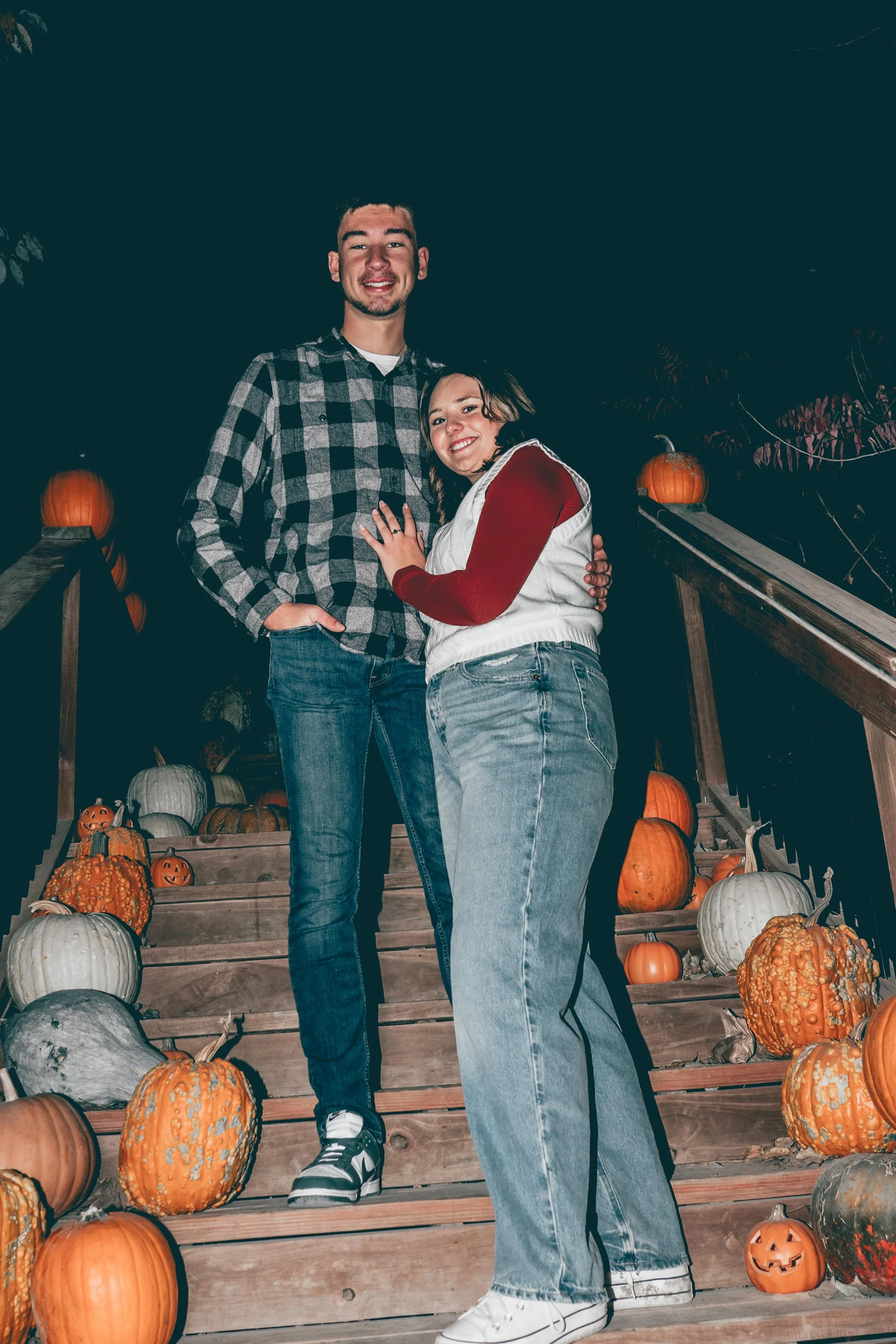 IZZY & DOMINIC. COUPLES.PHOTOS.DSP-331.jpg