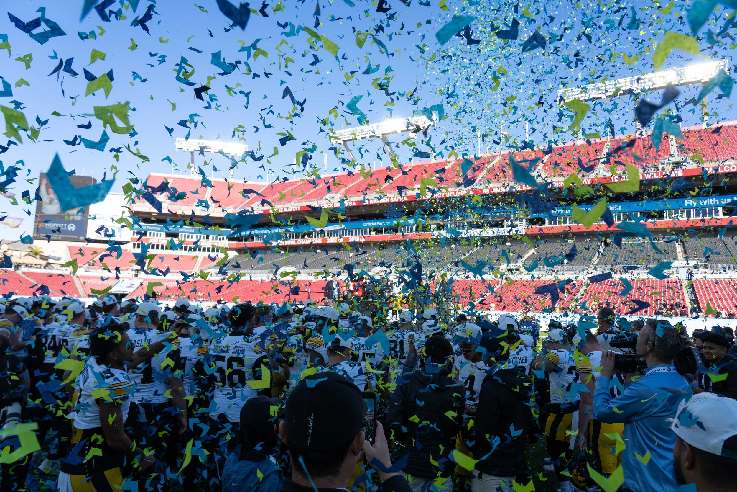 2025.12.31_ Reliaquest Bowl Game Day_Dsmith_ -405.jpg