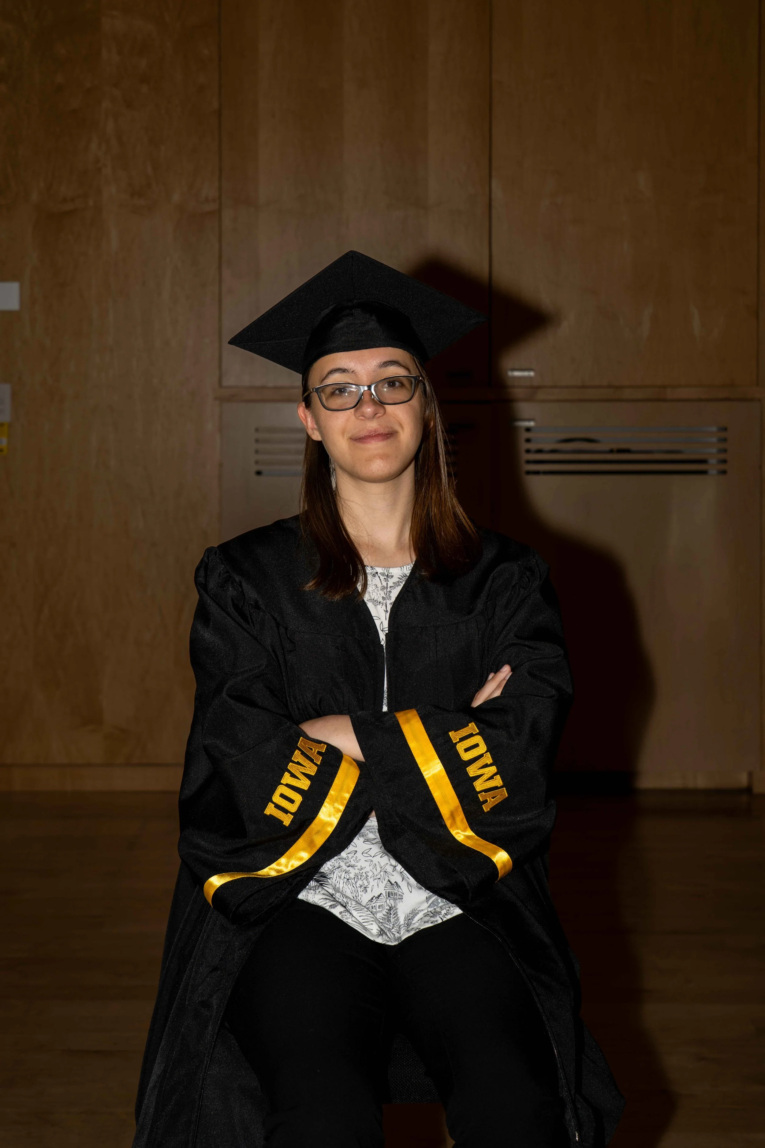 6-12-2026_LEA BANKS GRAD PORTRAIT SESSION WEB SIZE PIC _DARSHAUN SMITH PRODUCTIONS-29.jpg