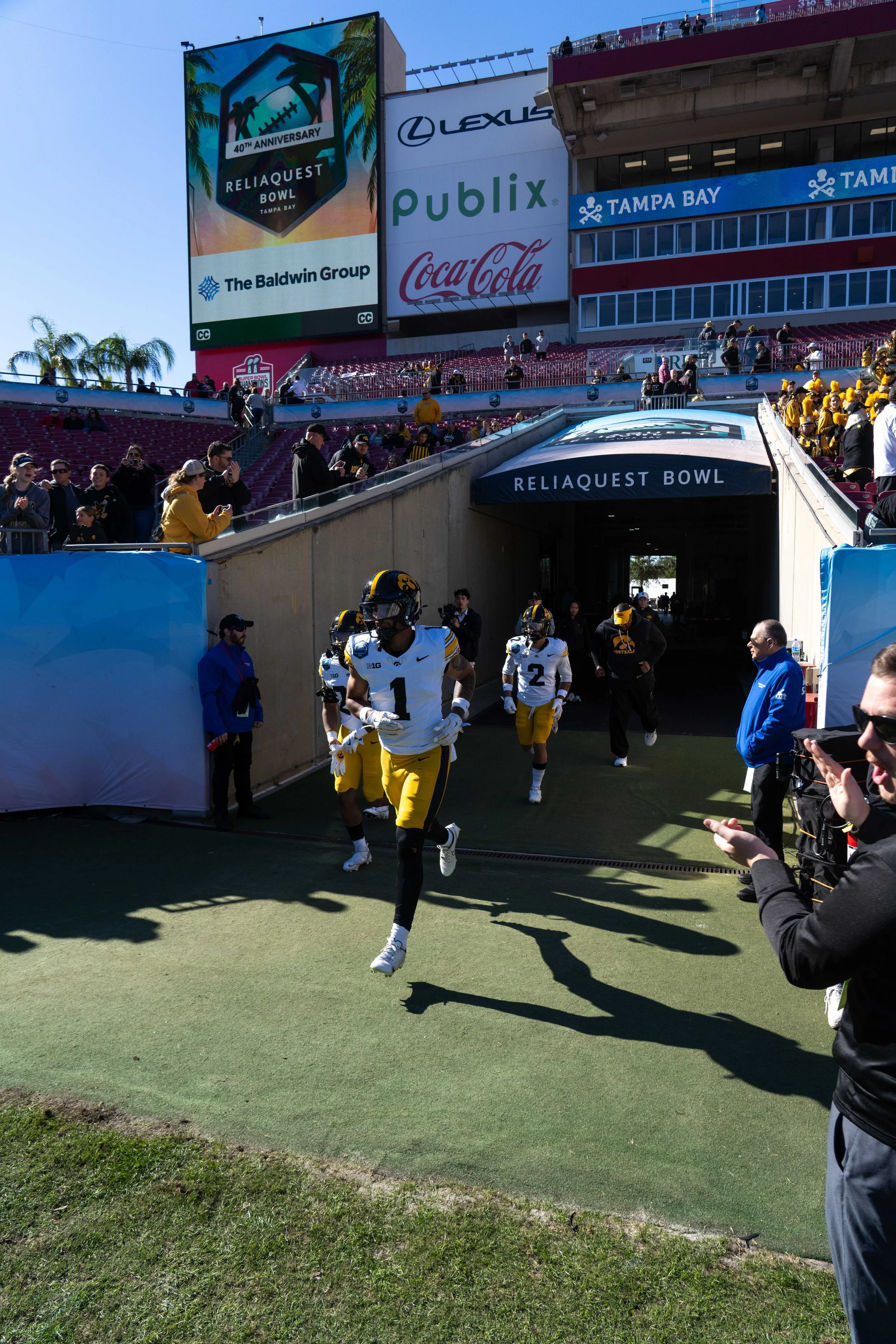 2025.12.31_ Reliaquest Bowl Game Day_Dsmith_ -388.jpg